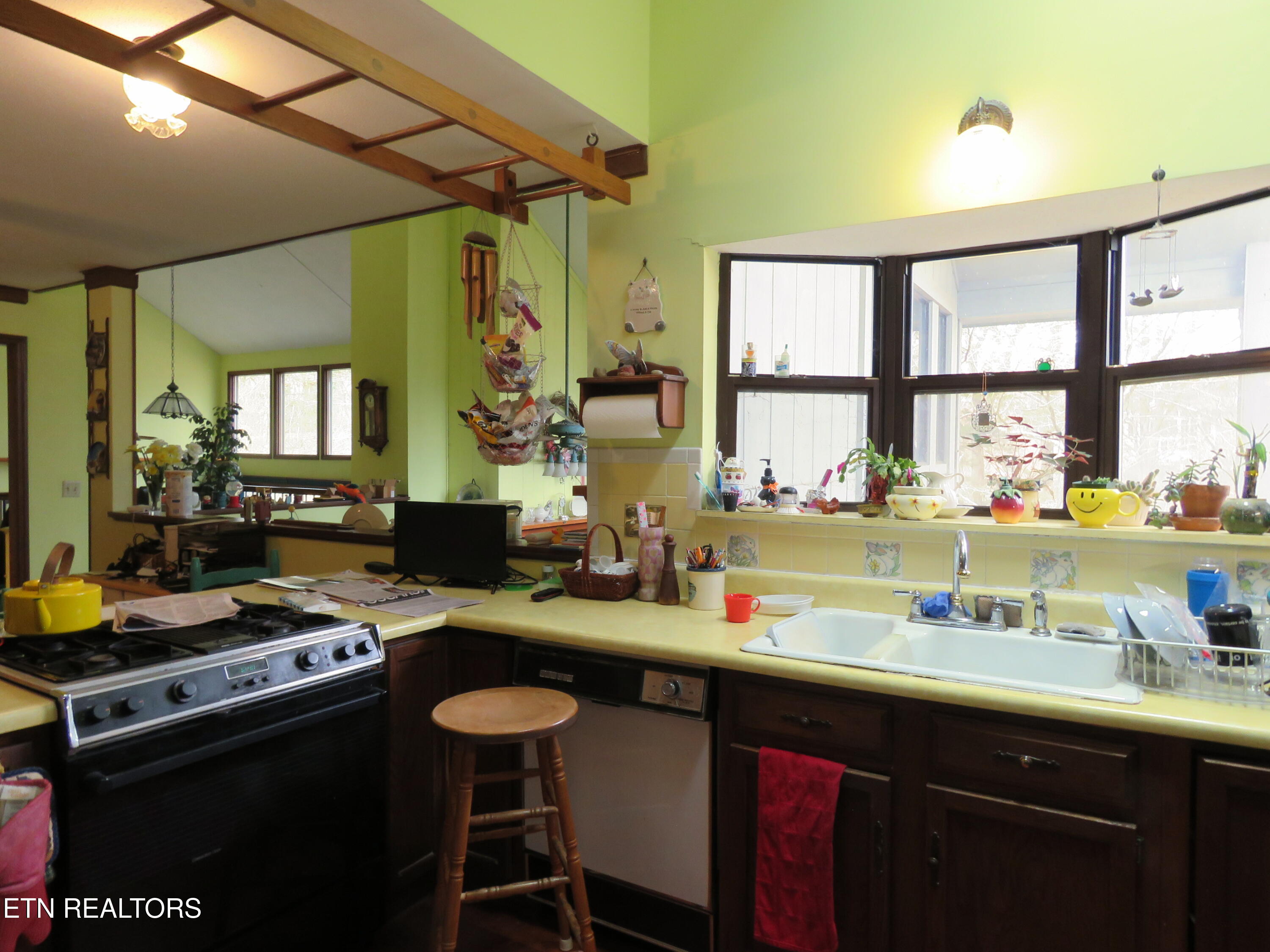 113 Chestnut Hill Rd