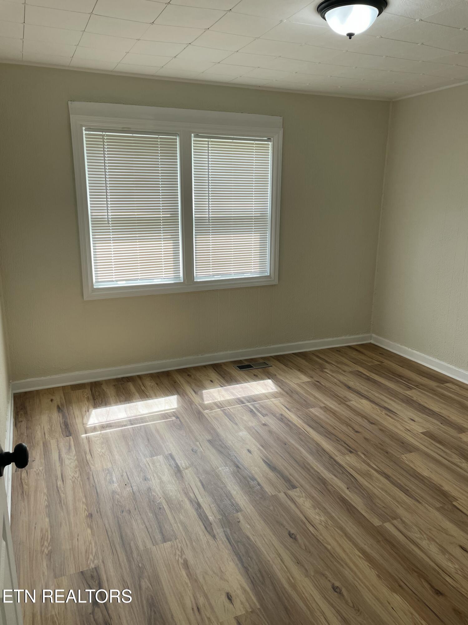 440 W Outer Drive