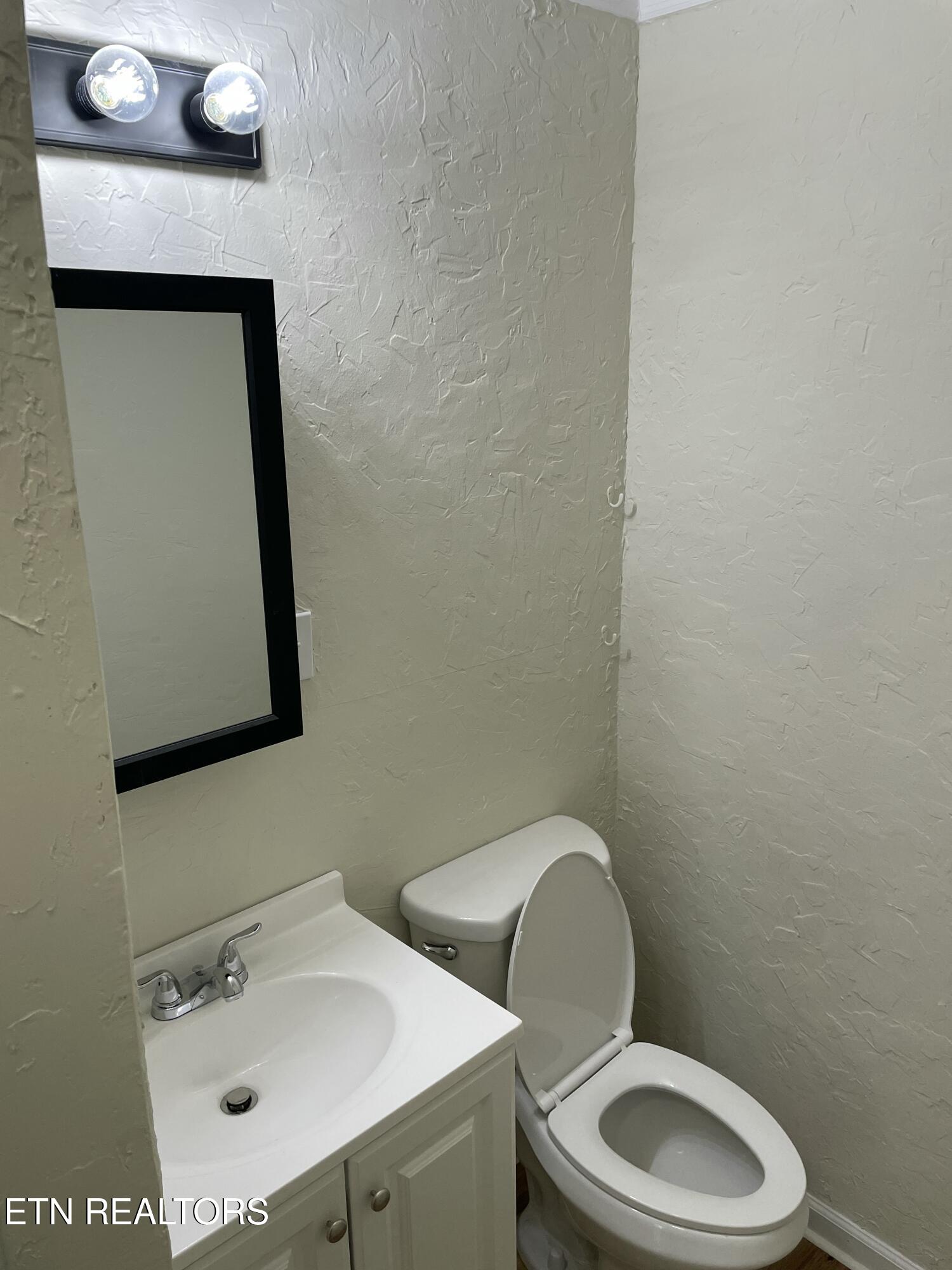 440 W Outer Drive