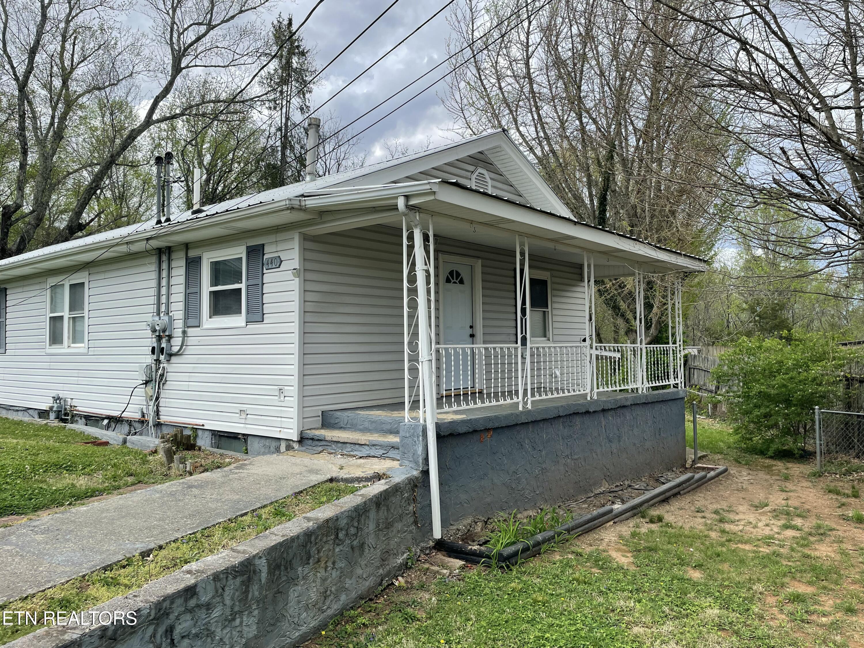 440 W Outer Drive