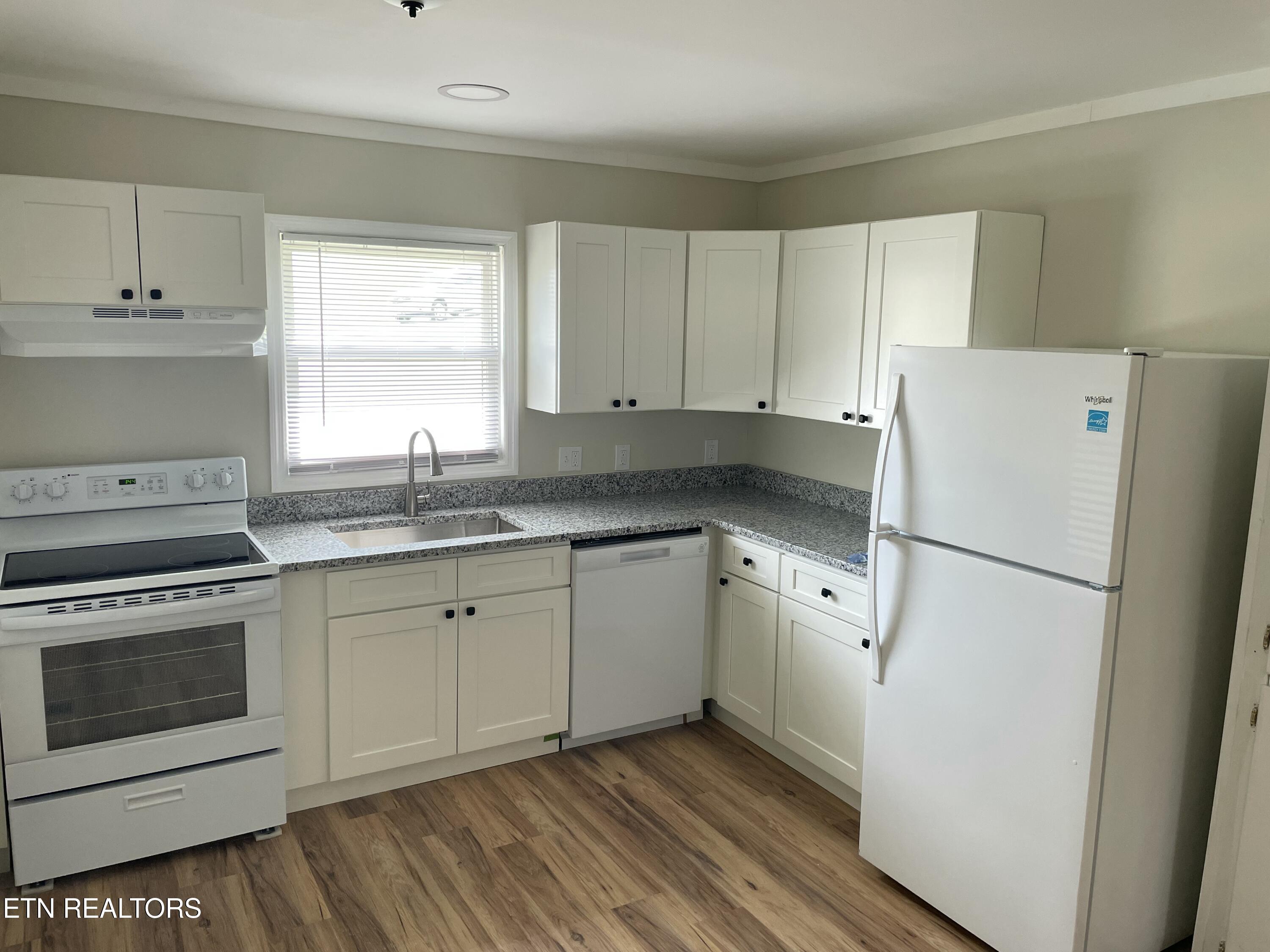 440 W Outer Drive