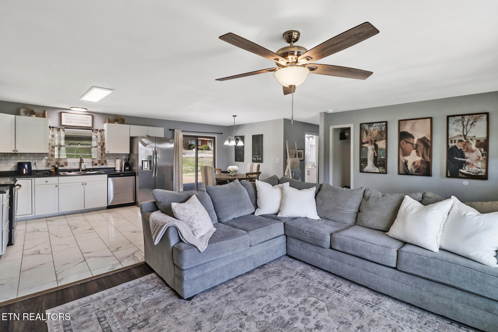 319 Meadowview Drive