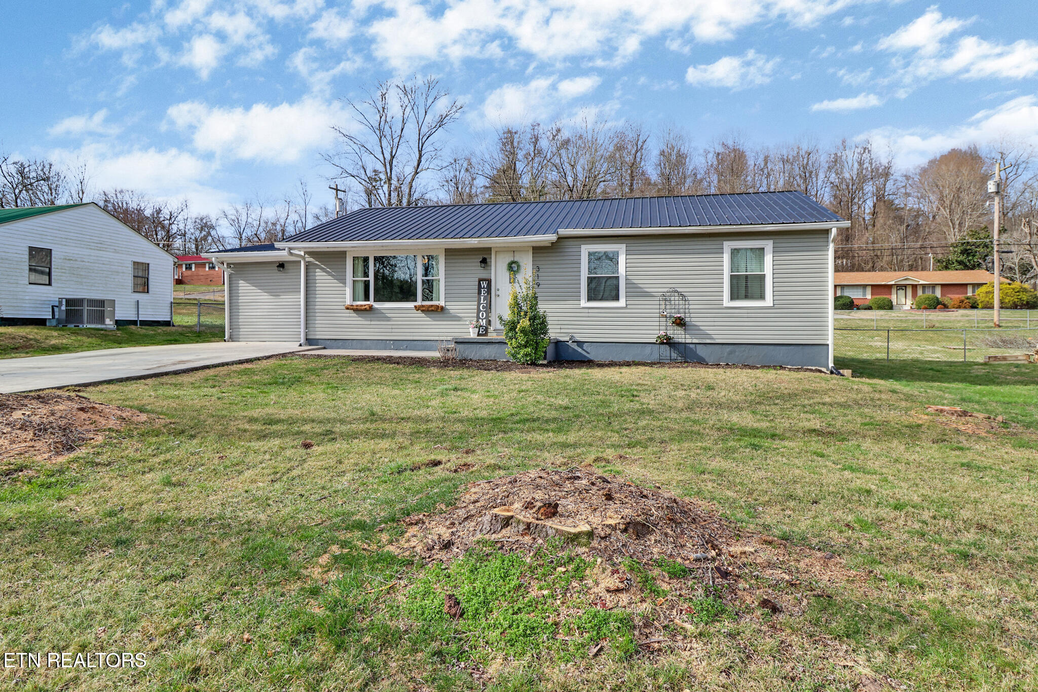 319 Meadowview Drive