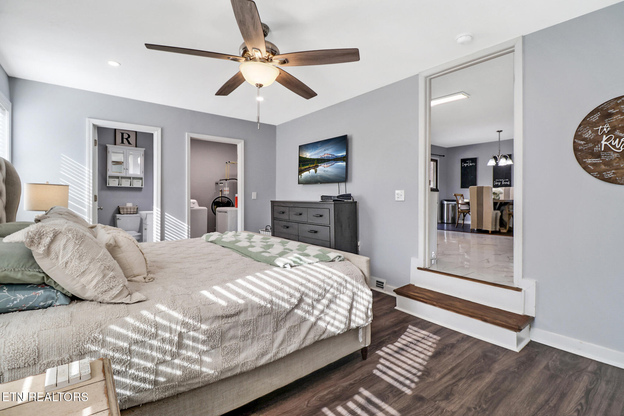 319 Meadowview Drive