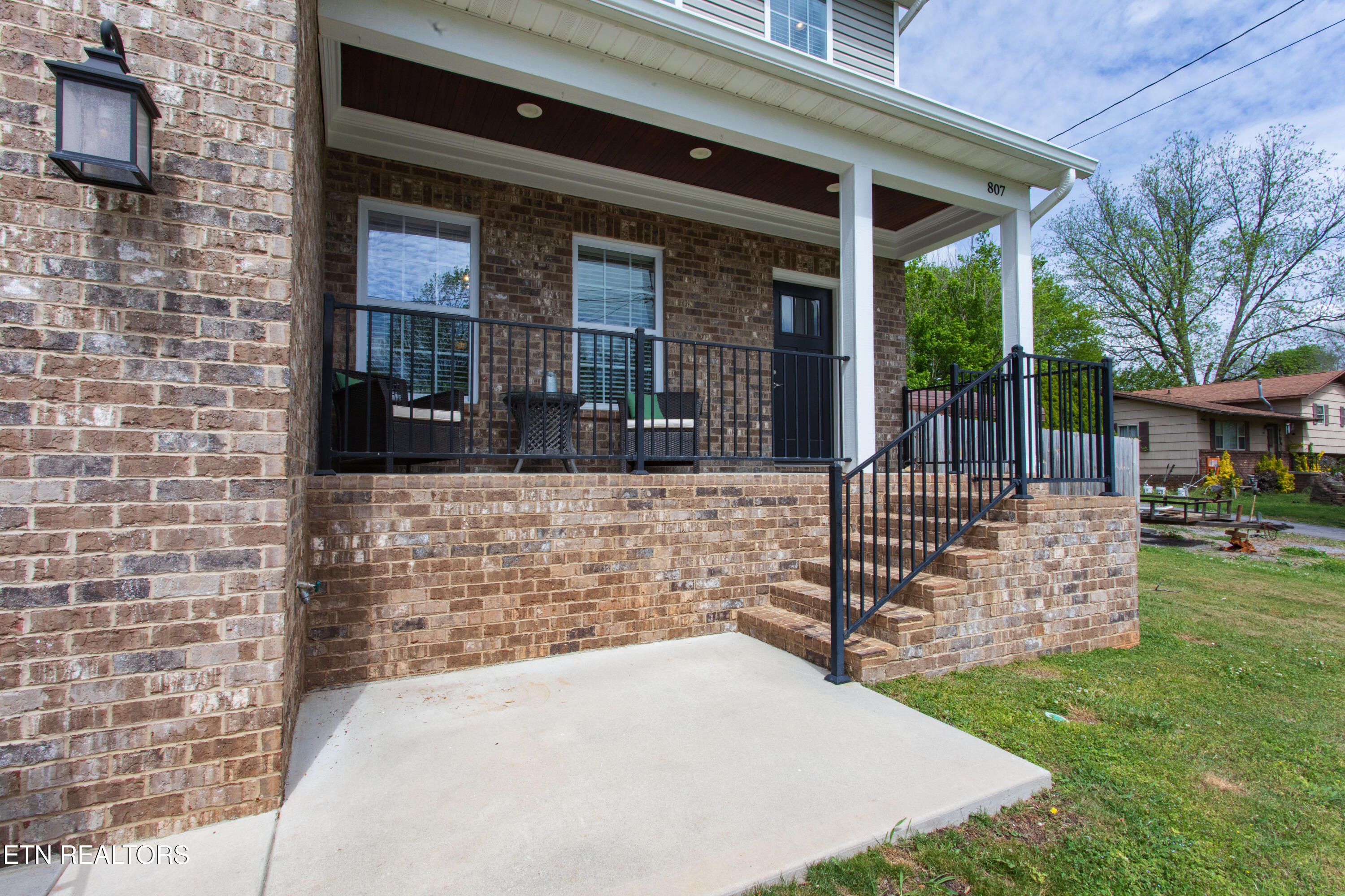 807 Willow Drive