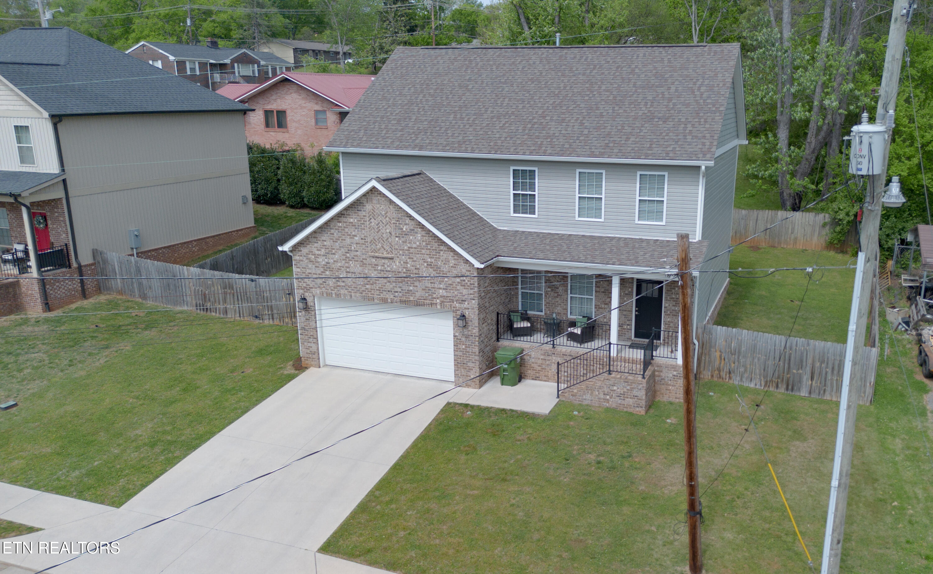 807 Willow Drive
