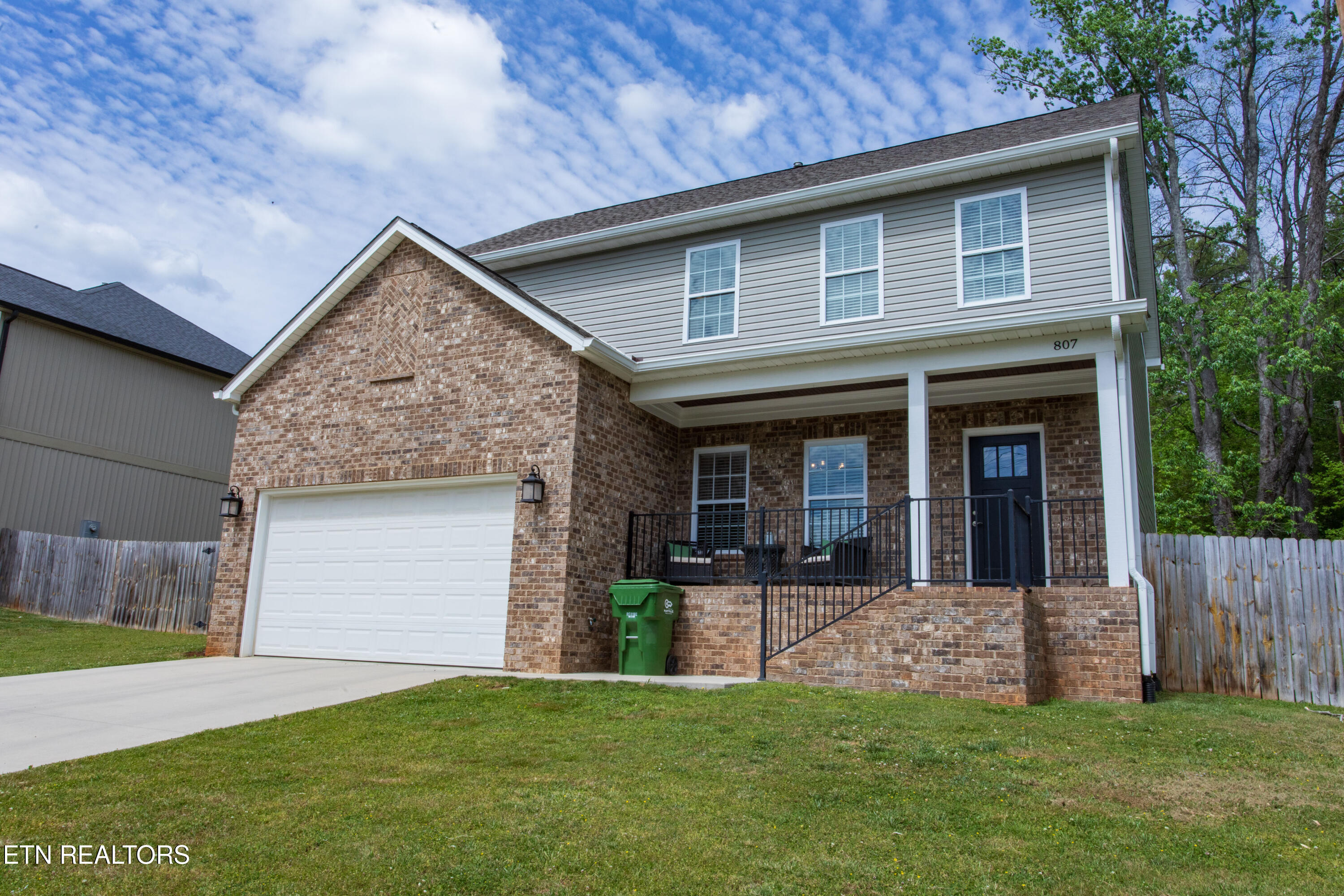 807 Willow Drive