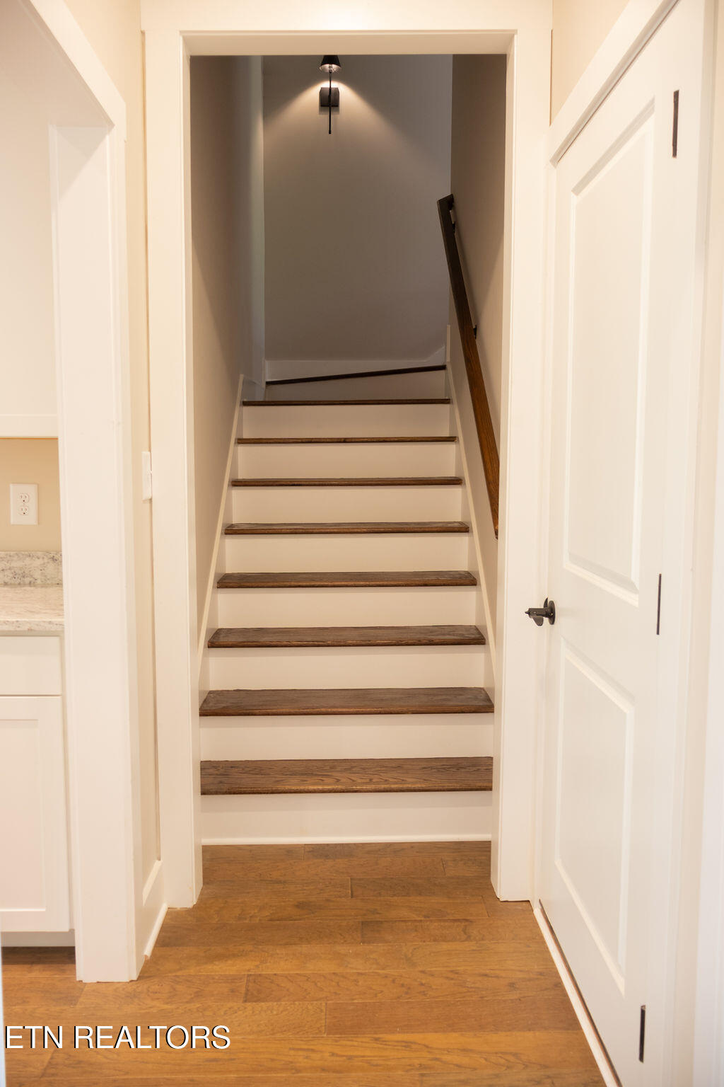 107 Cherry Oak Drive