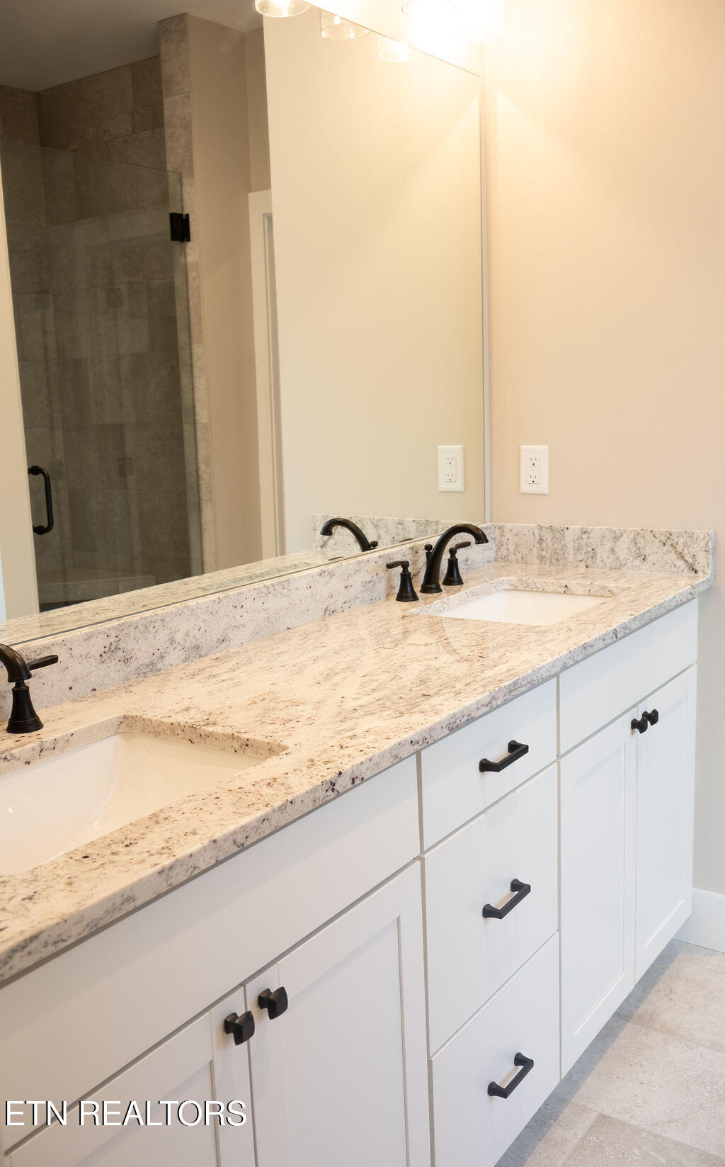 107 Cherry Oak Drive