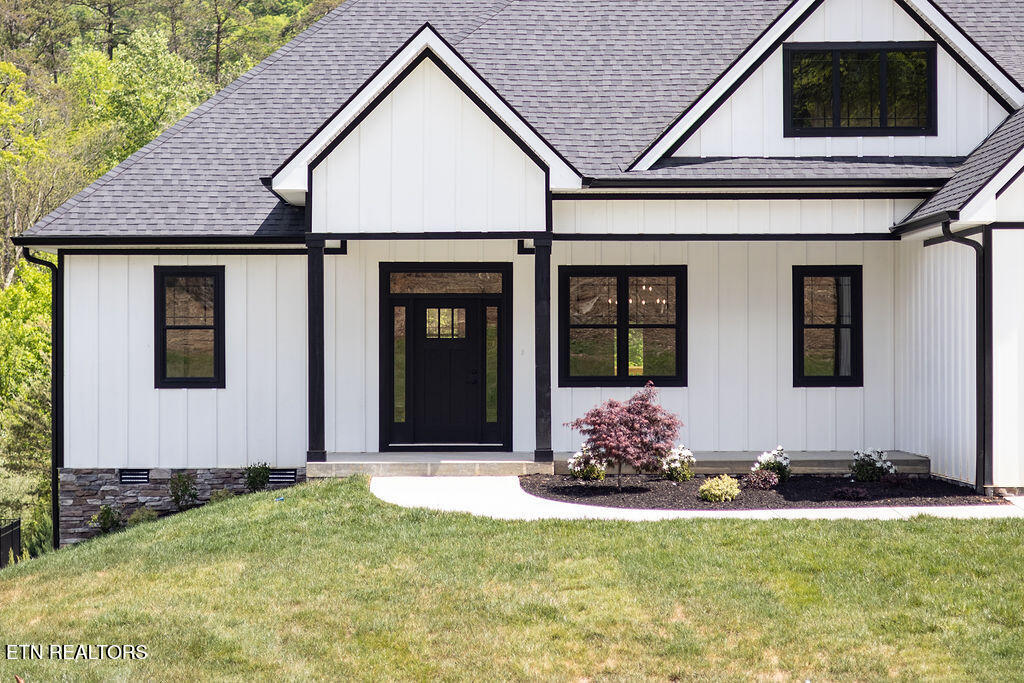 107 Cherry Oak Drive