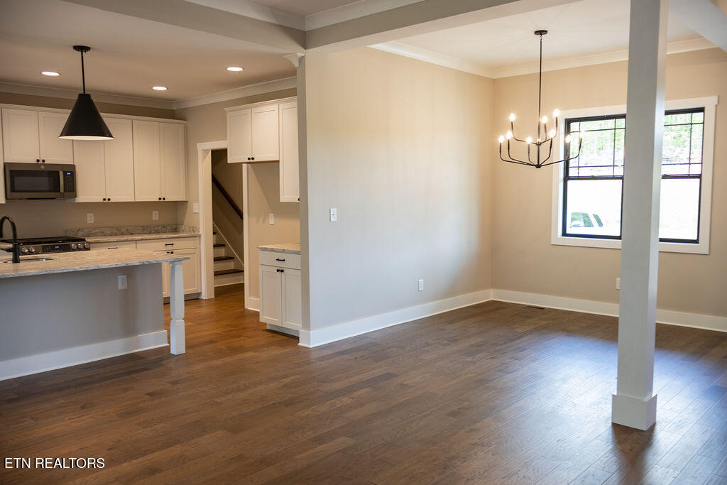 107 Cherry Oak Drive