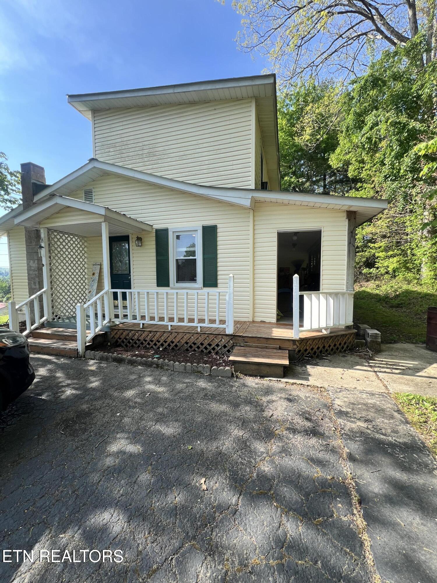 621 S Proctor Blvd 621
