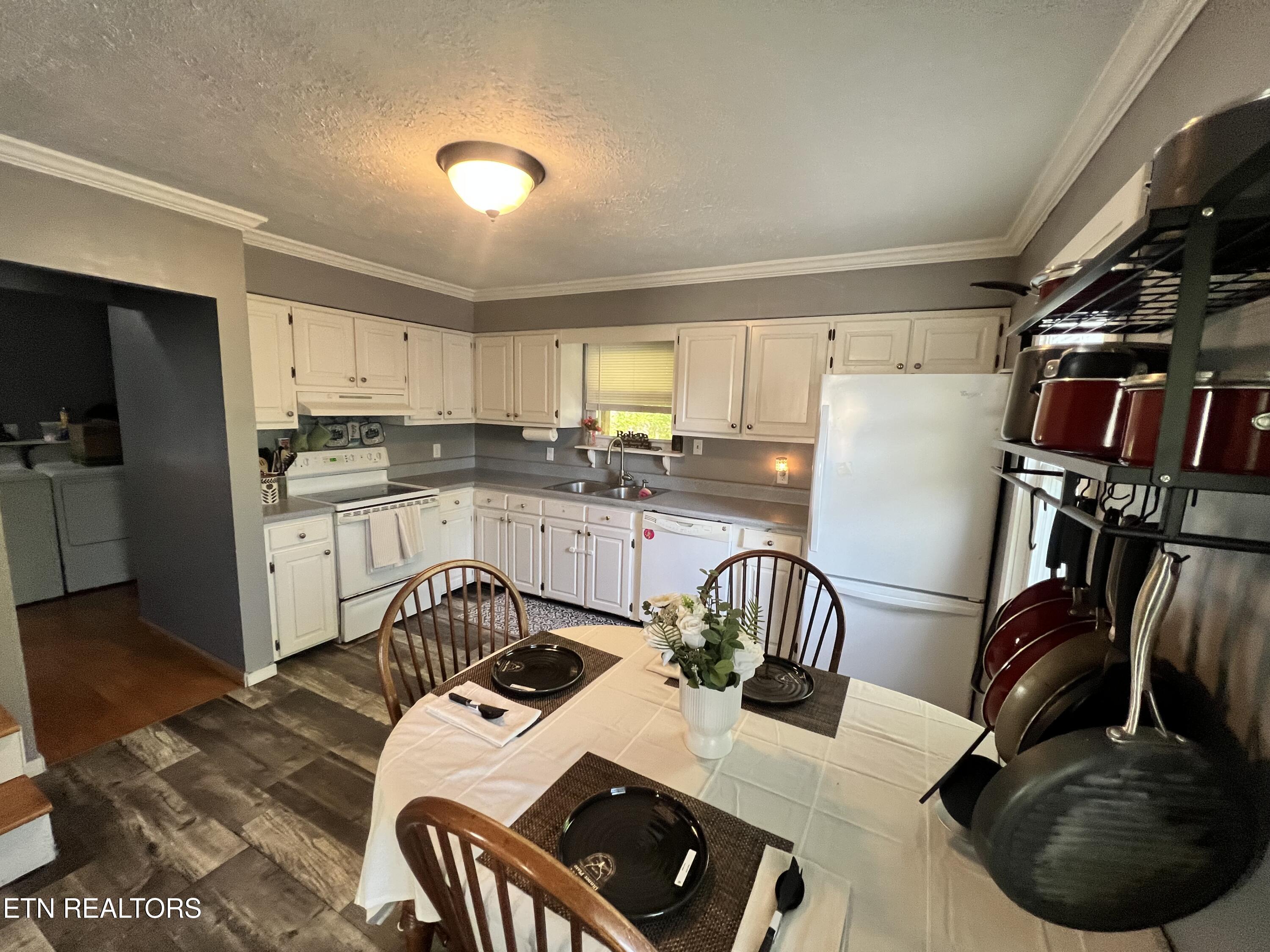 621 S Proctor Blvd 621