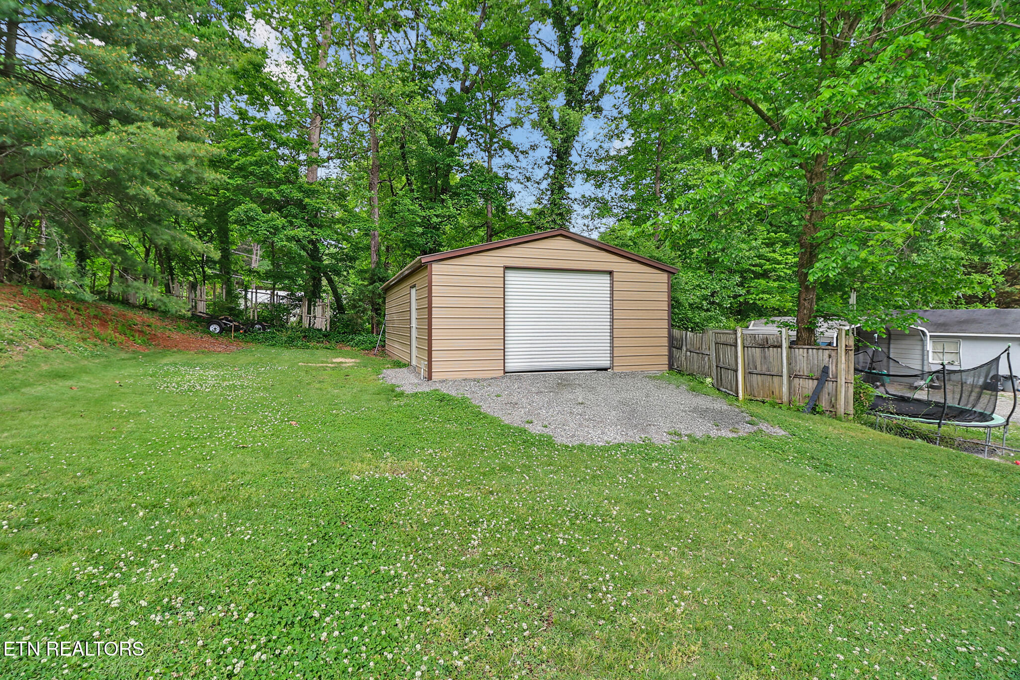 106 Dewey Rd