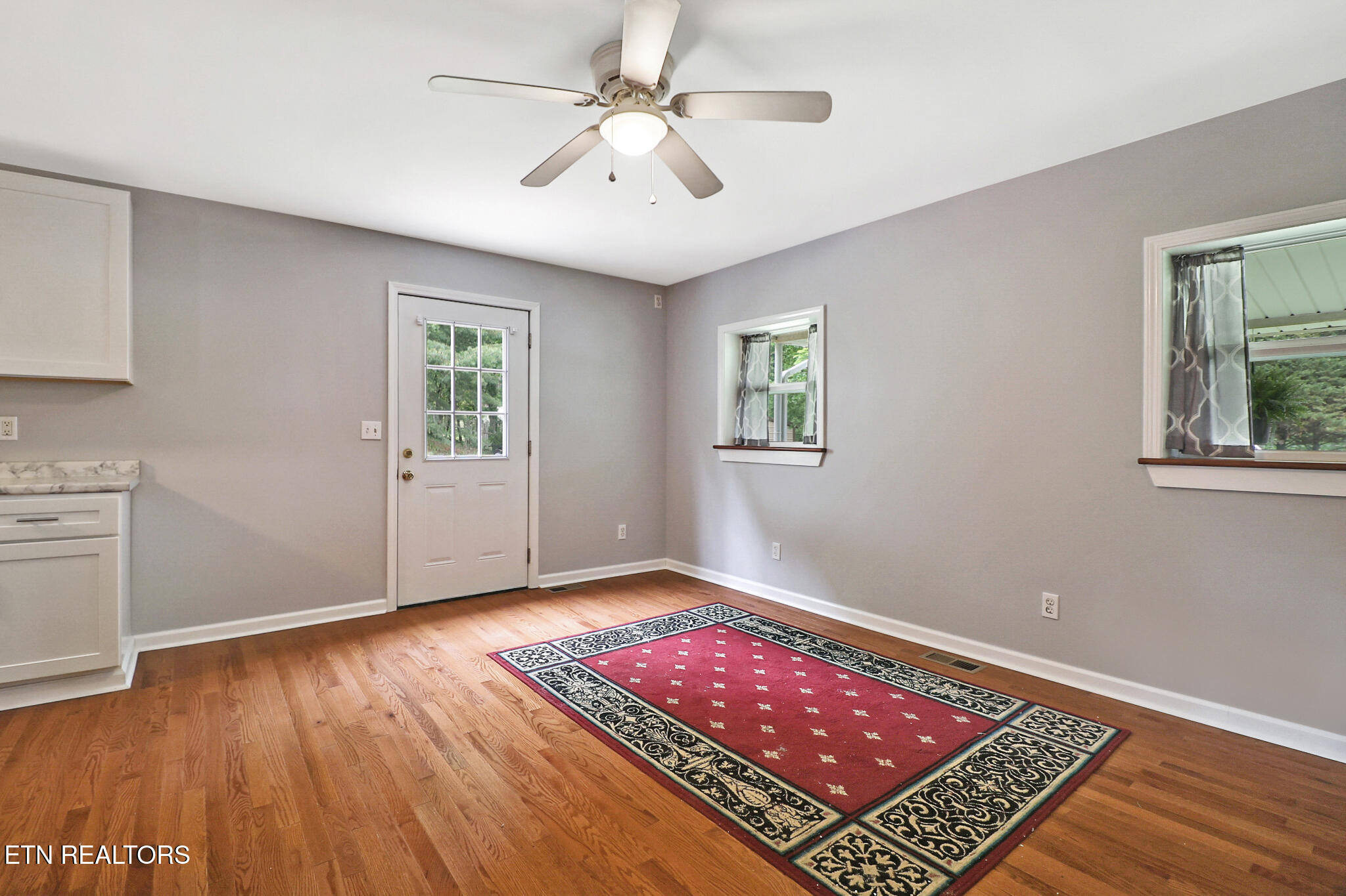106 Dewey Rd