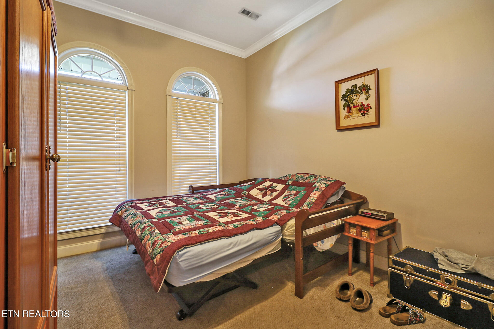 5228 Tazewell Pointe Way