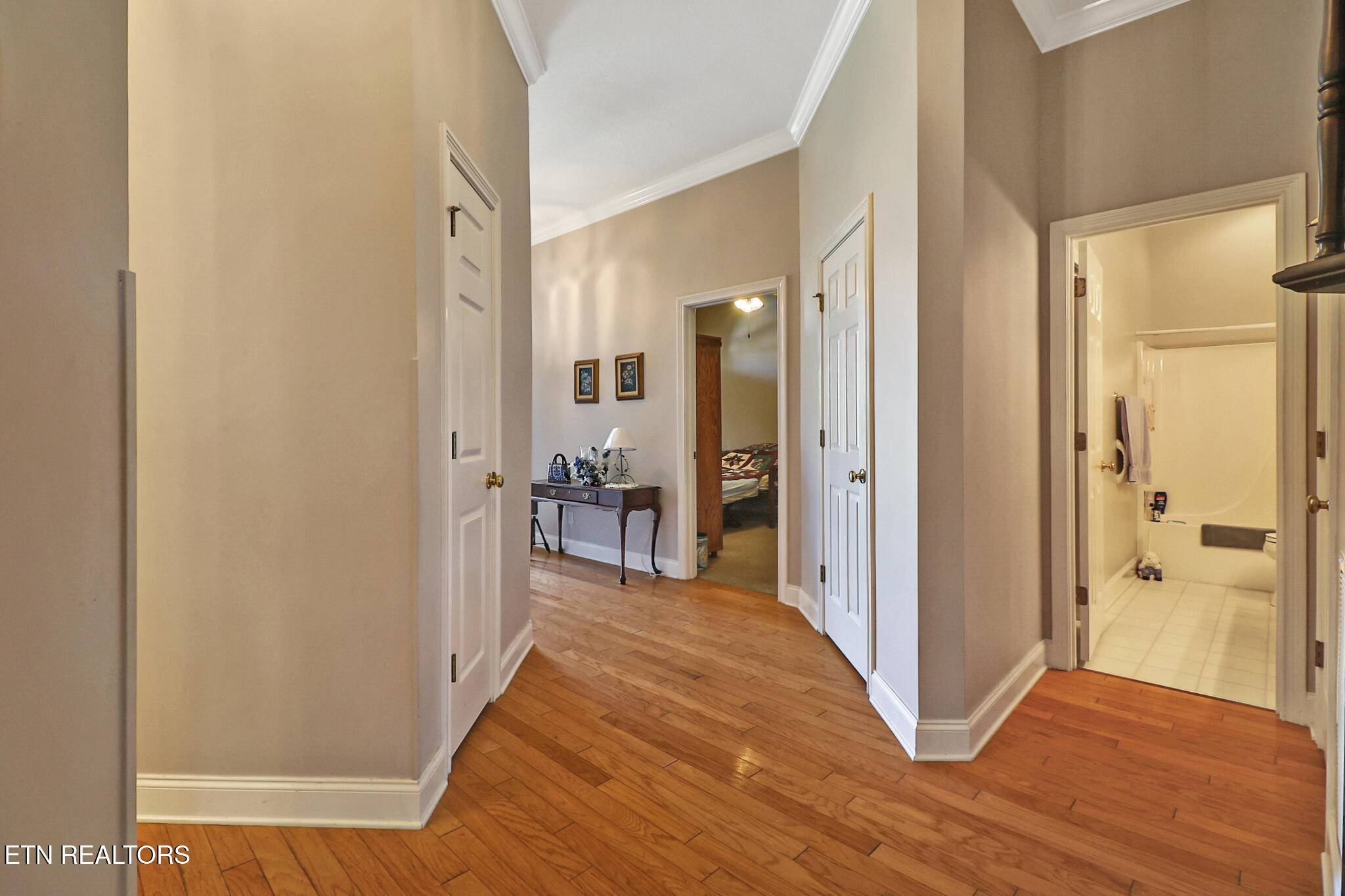 5228 Tazewell Pointe Way
