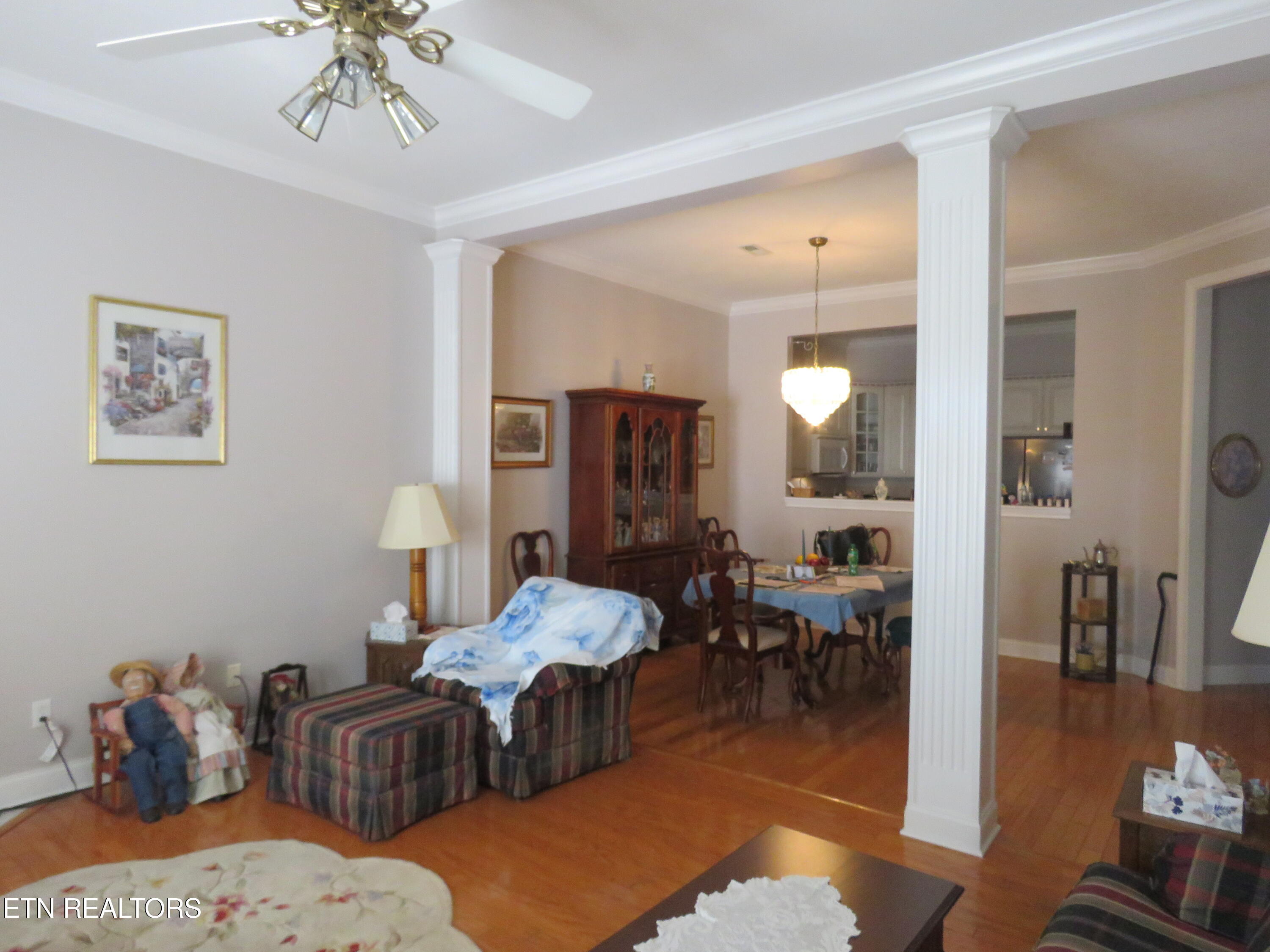 5228 Tazewell Pointe Way