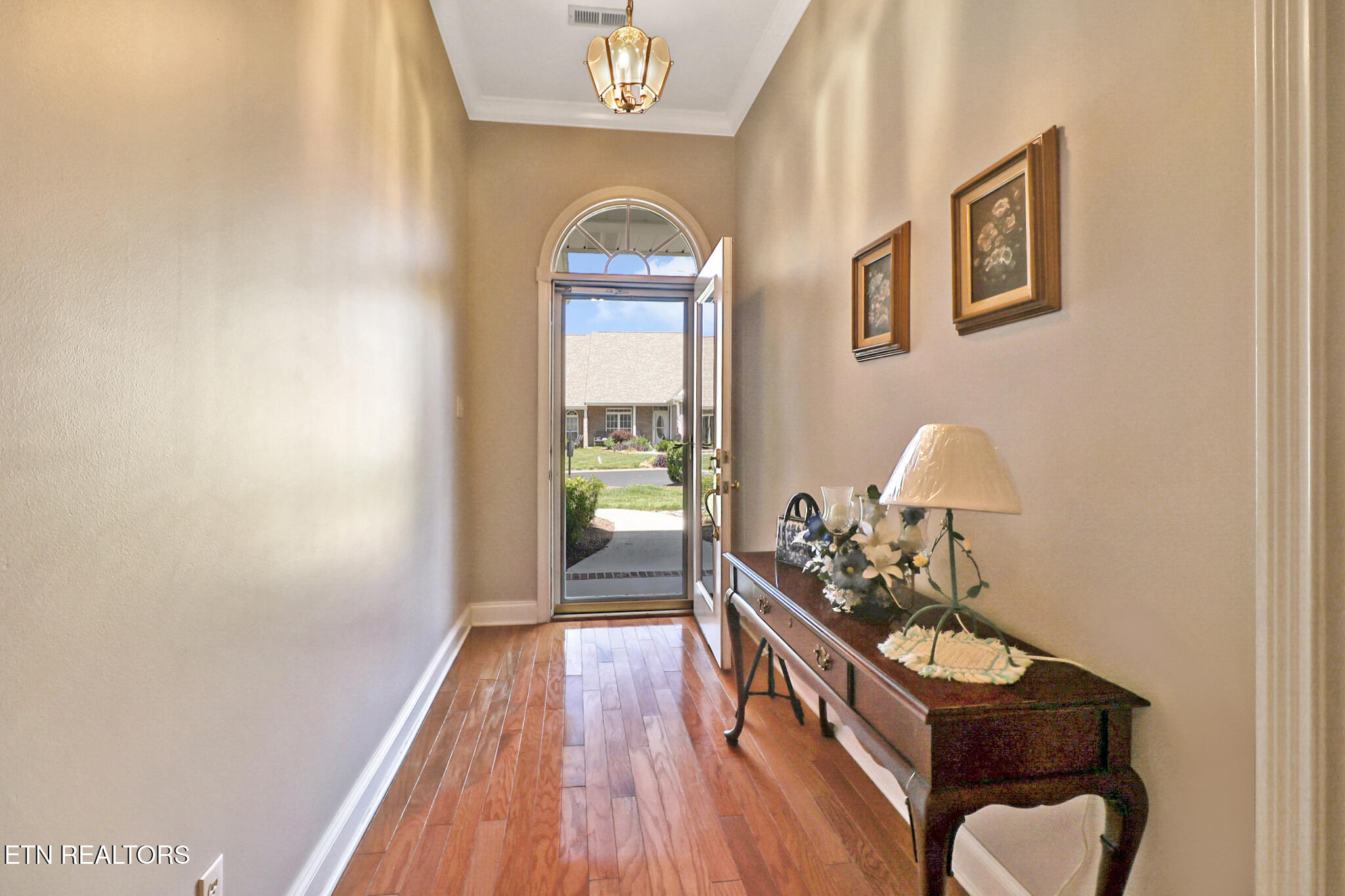5228 Tazewell Pointe Way