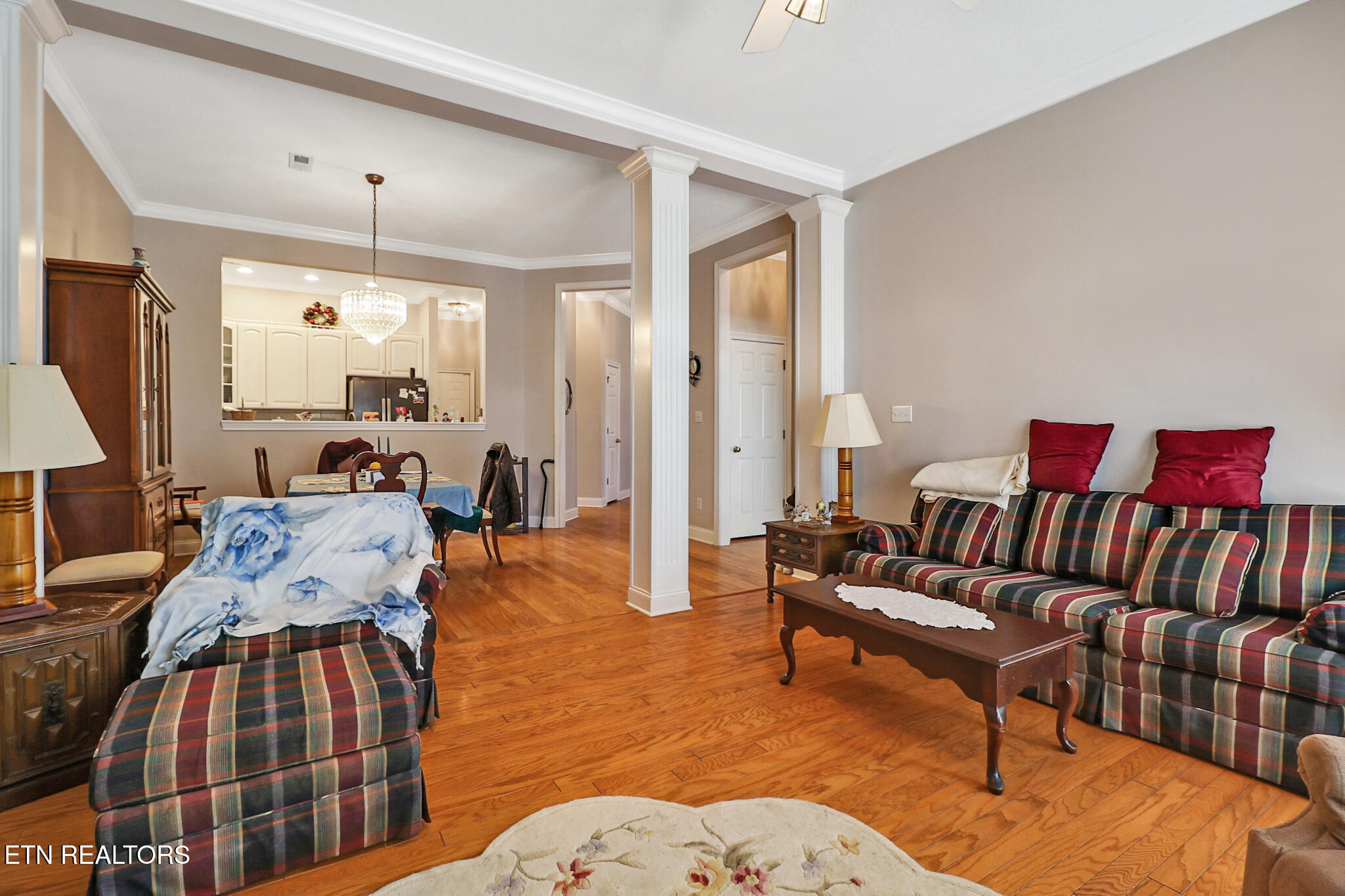 5228 Tazewell Pointe Way