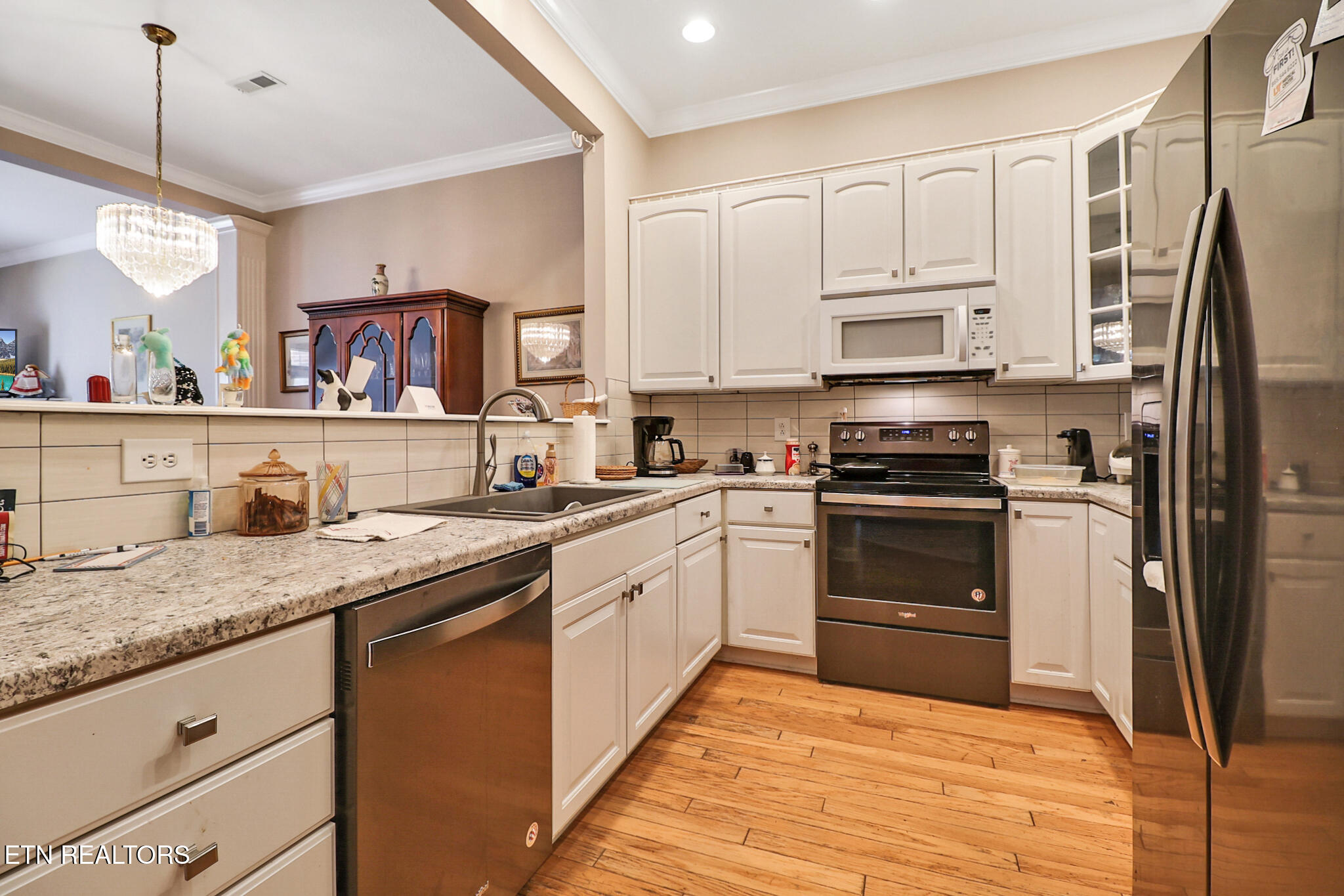 5228 Tazewell Pointe Way