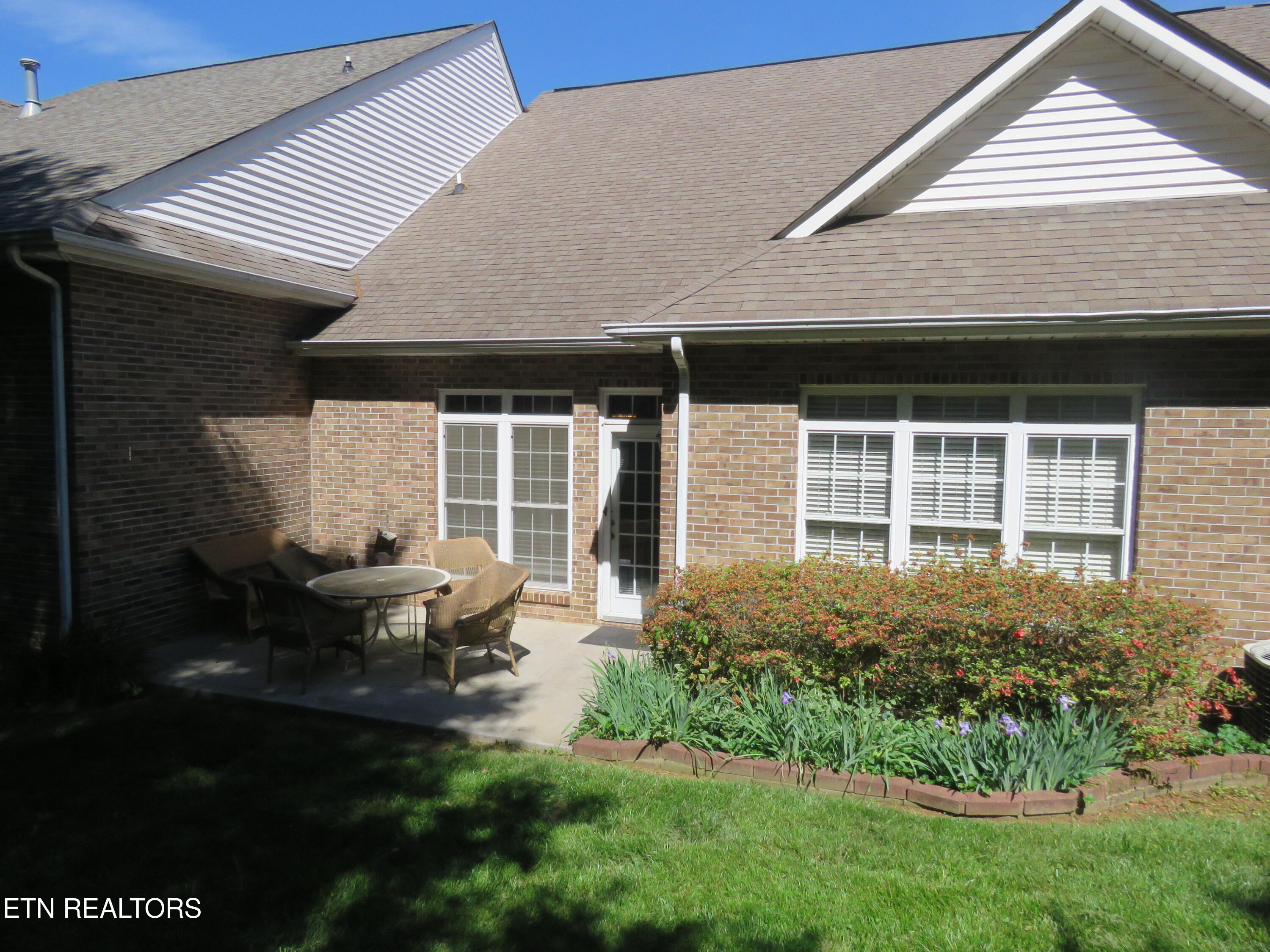 5228 Tazewell Pointe Way