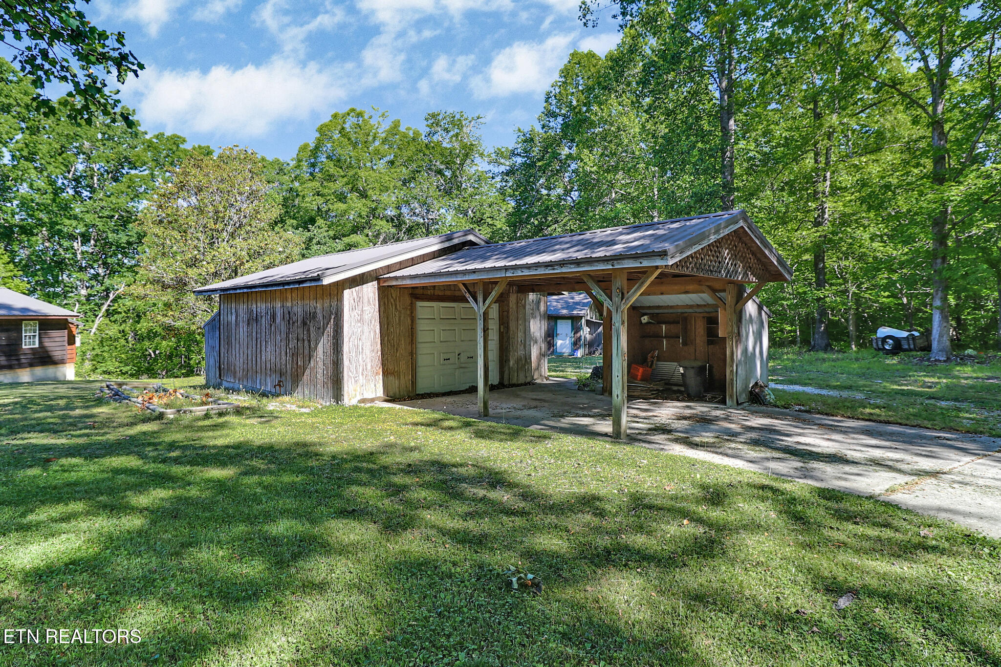 133 Hickory Flats Rd