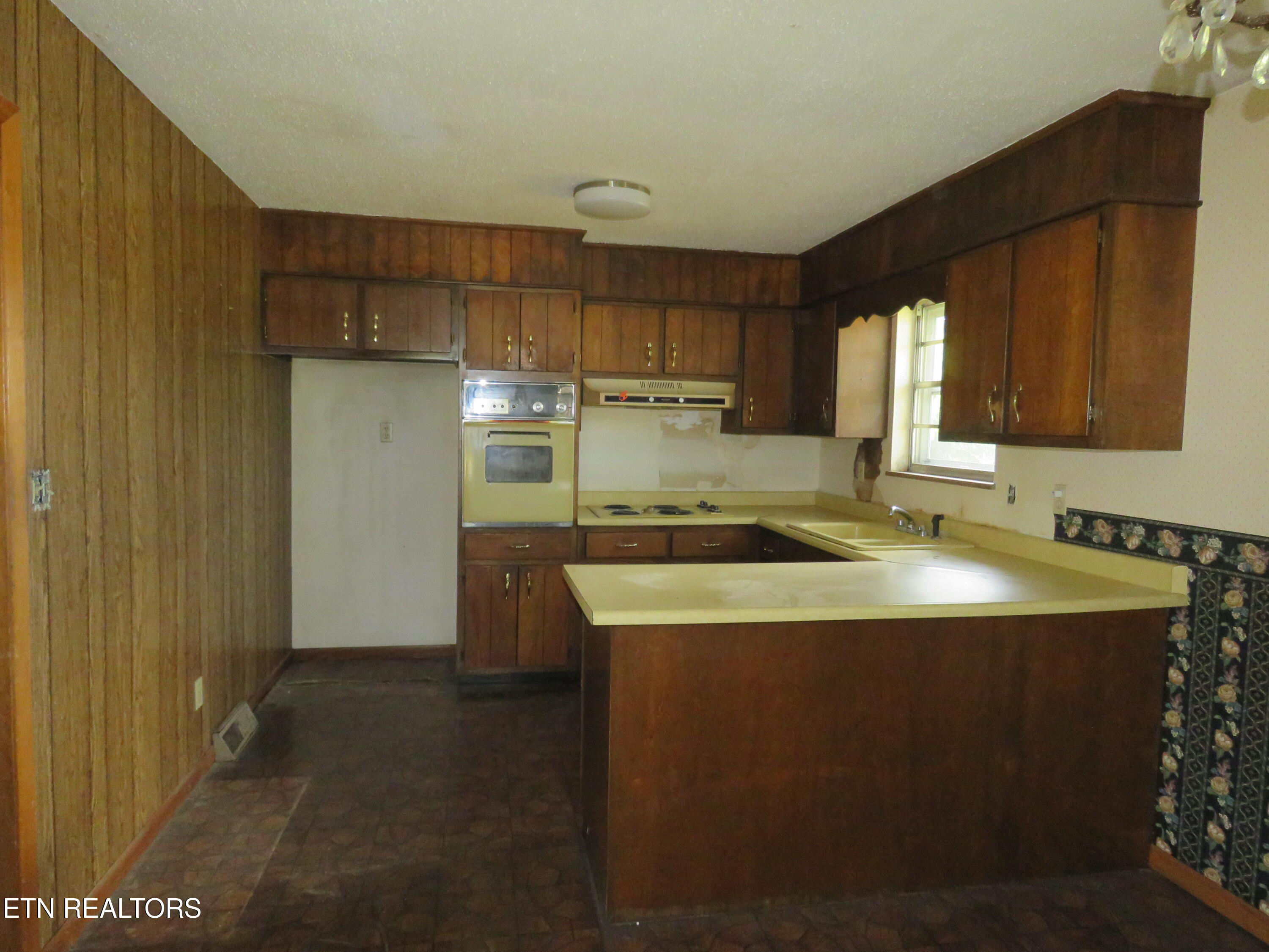 1007 Davenport Rd