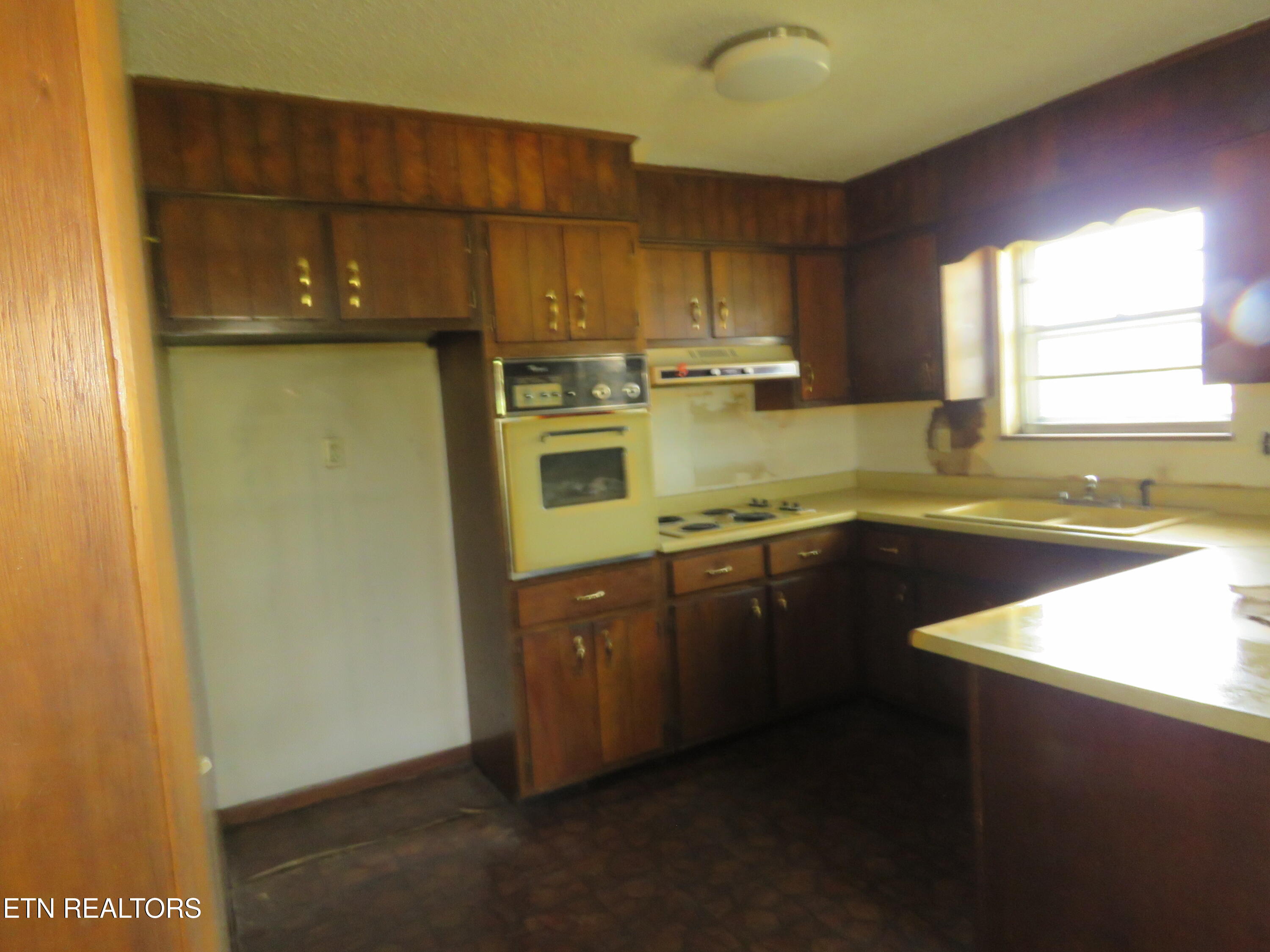 1007 Davenport Rd