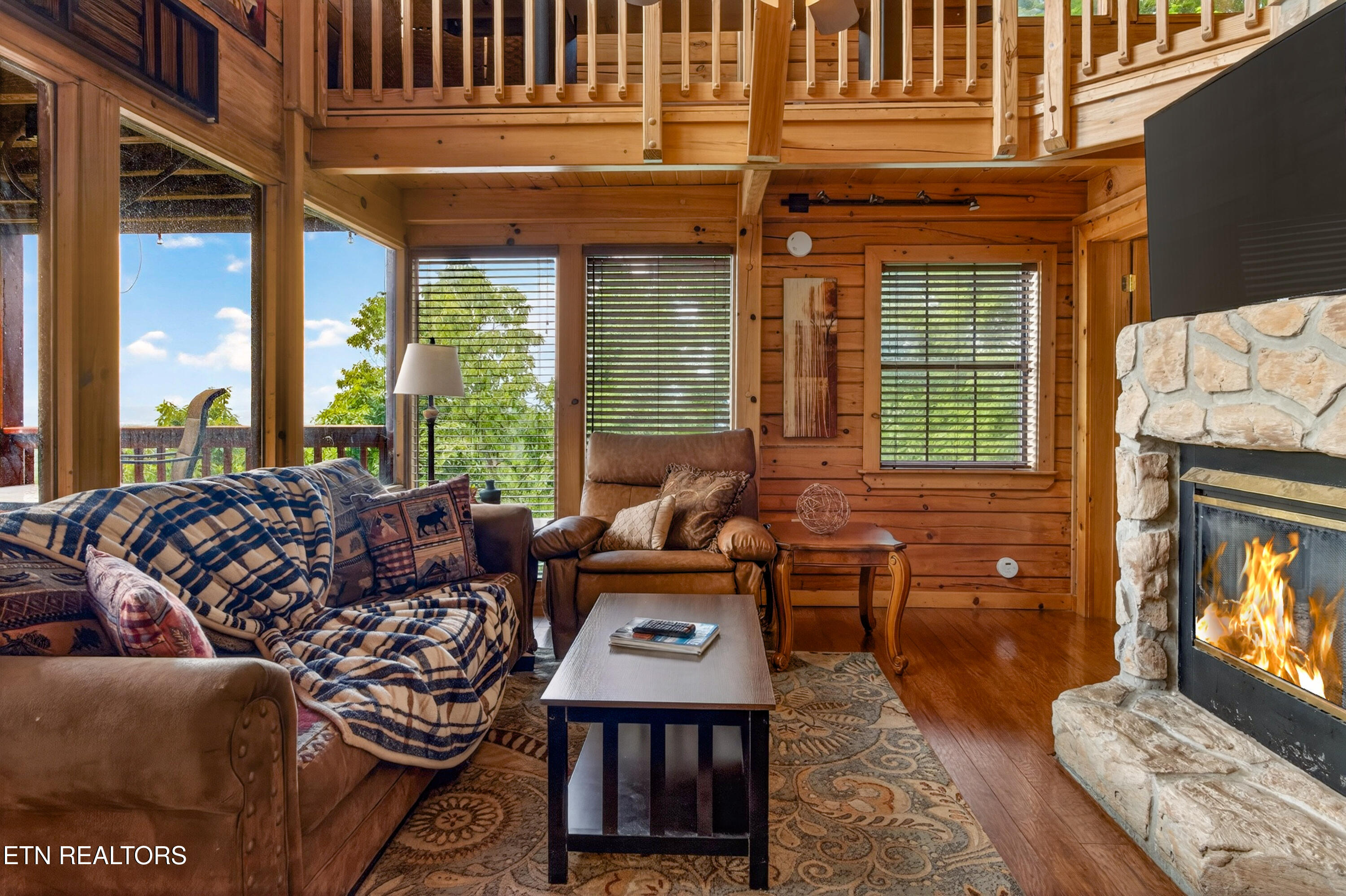 1520 Raven View Way