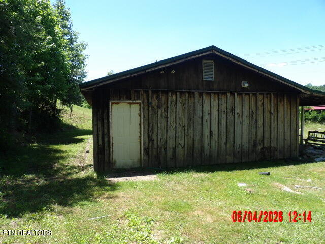 5292 White Oak Rd