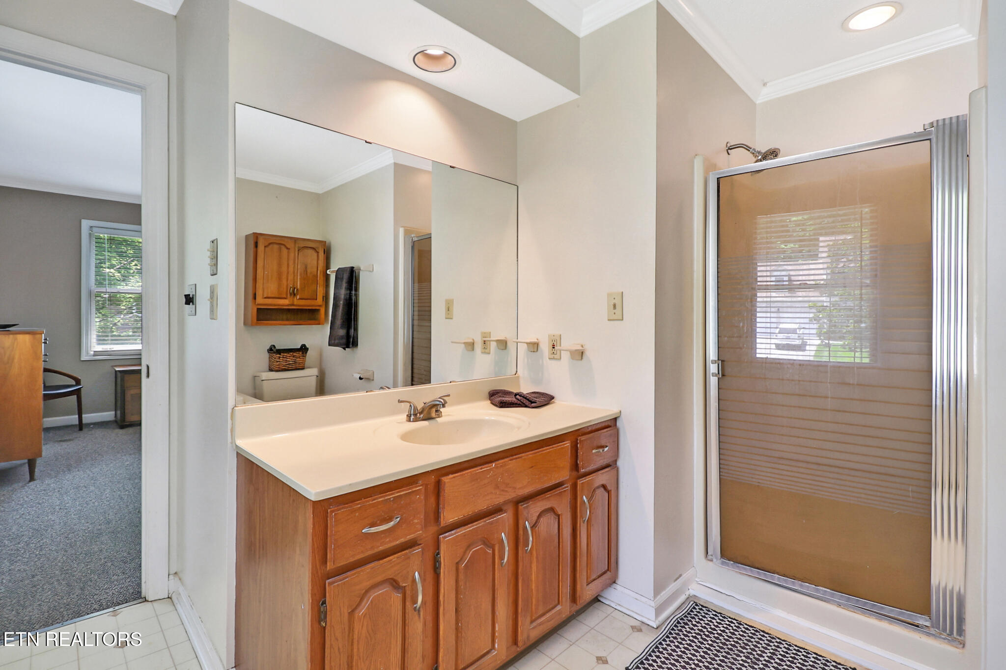 107 Chestnut Hill Rd