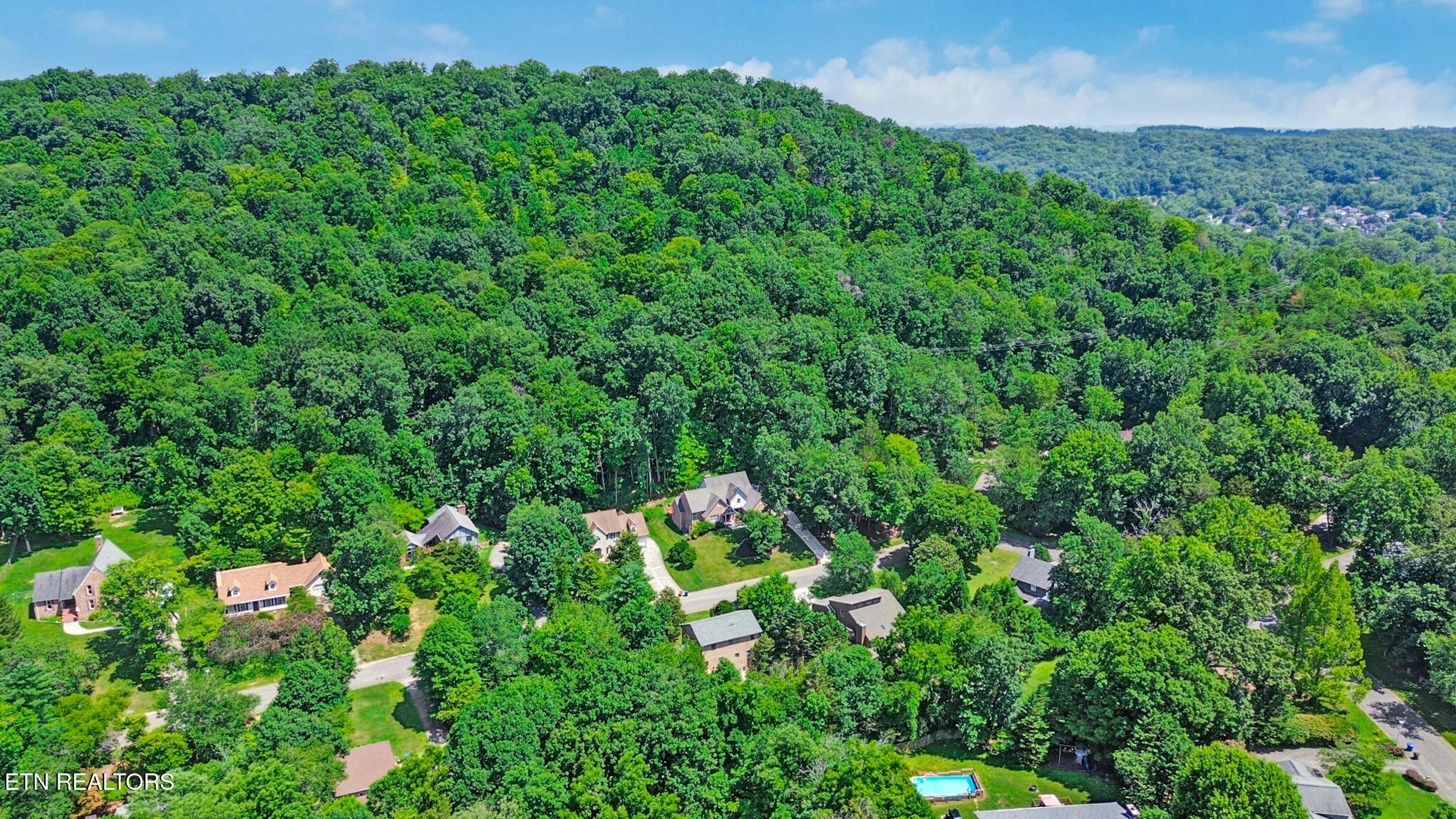 107 Chestnut Hill Rd