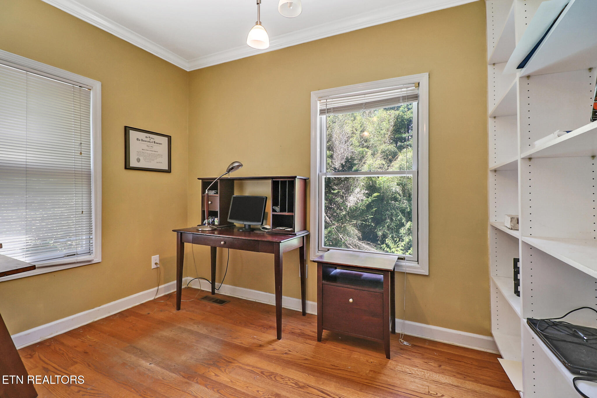 107 Chestnut Hill Rd