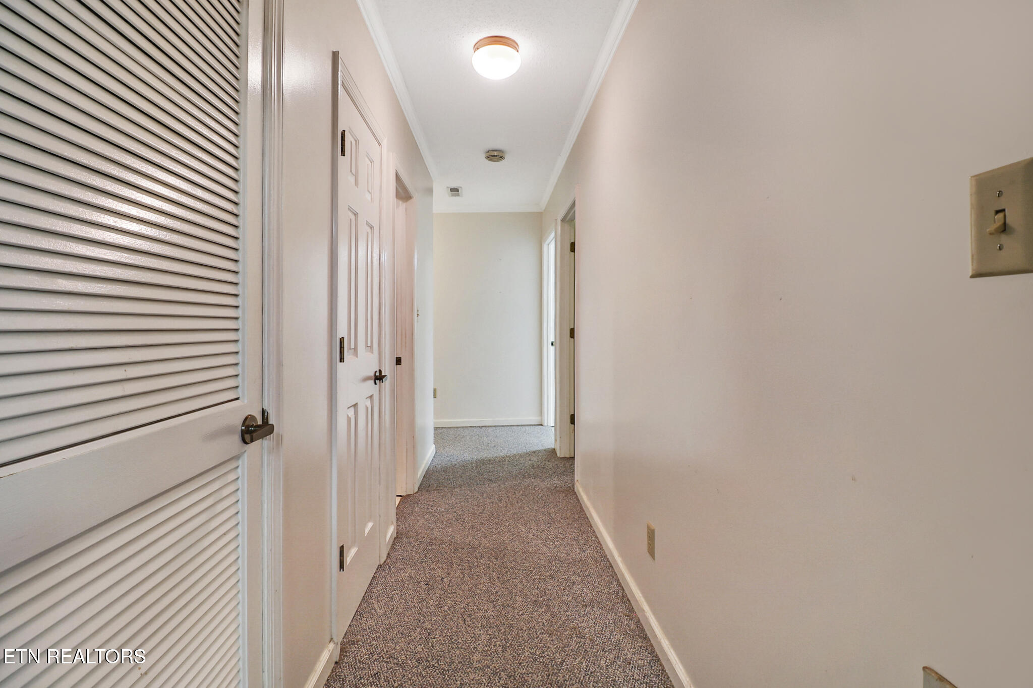 107 Chestnut Hill Rd