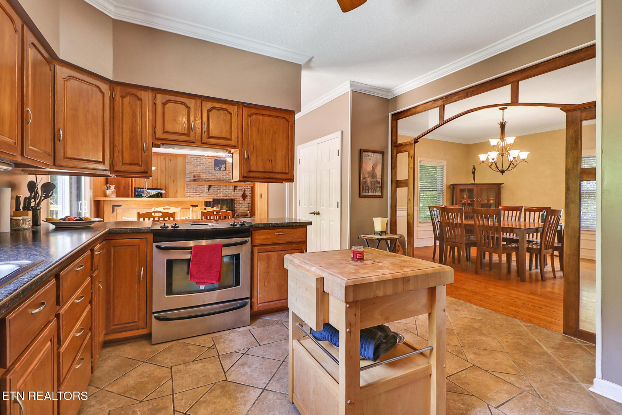 107 Chestnut Hill Rd