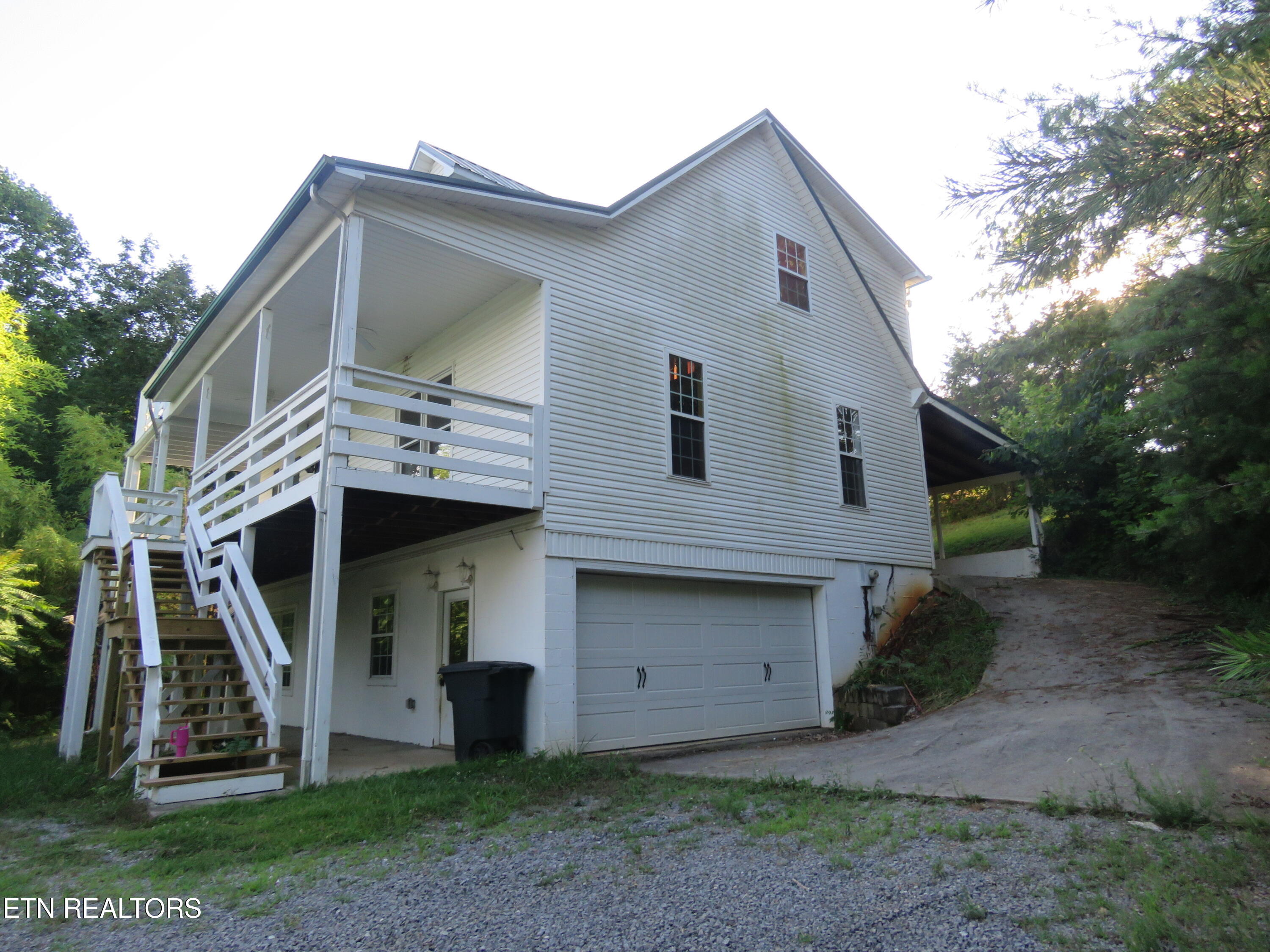 2425 Promise Lane
