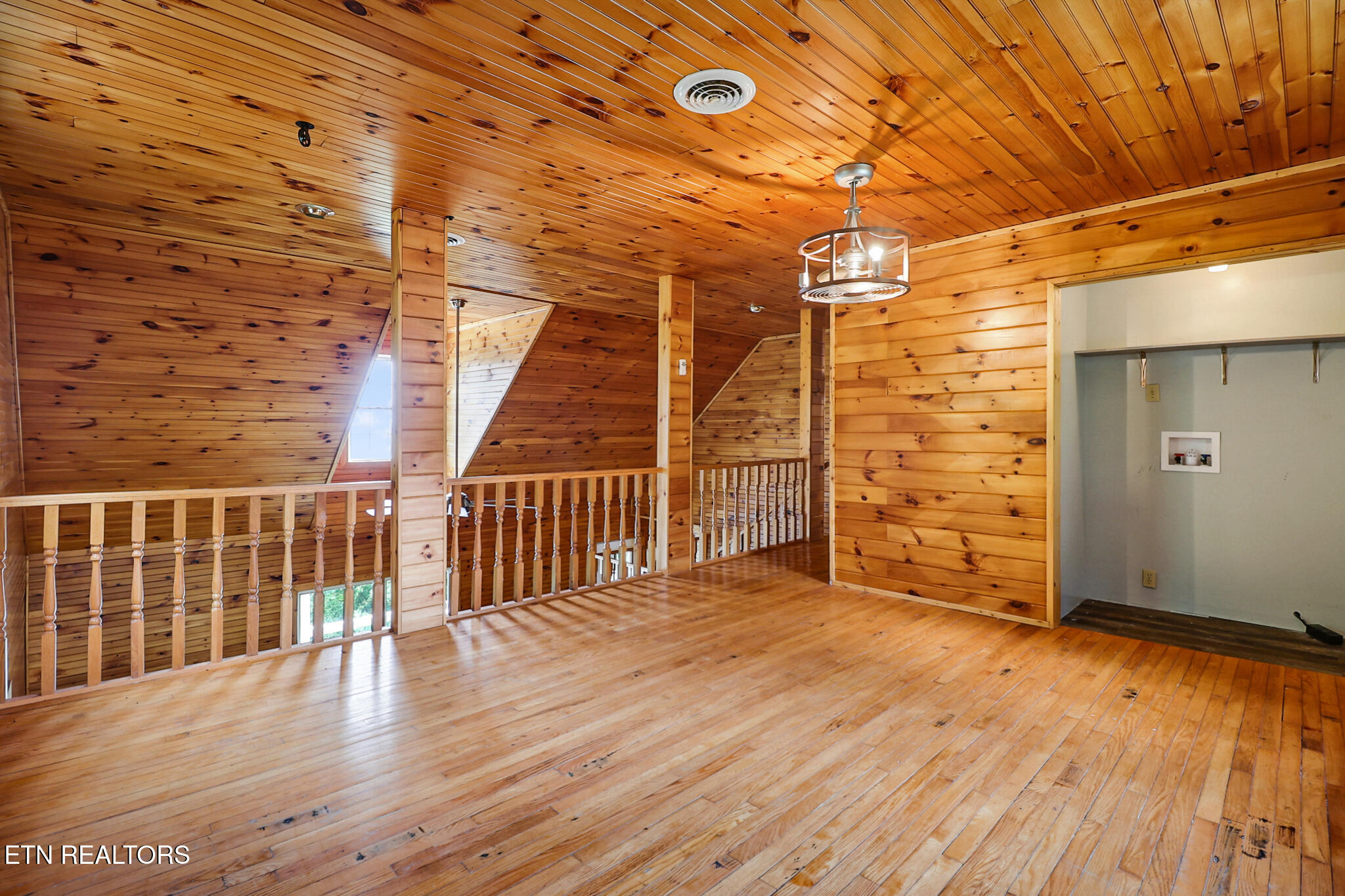 2425 Promise Lane