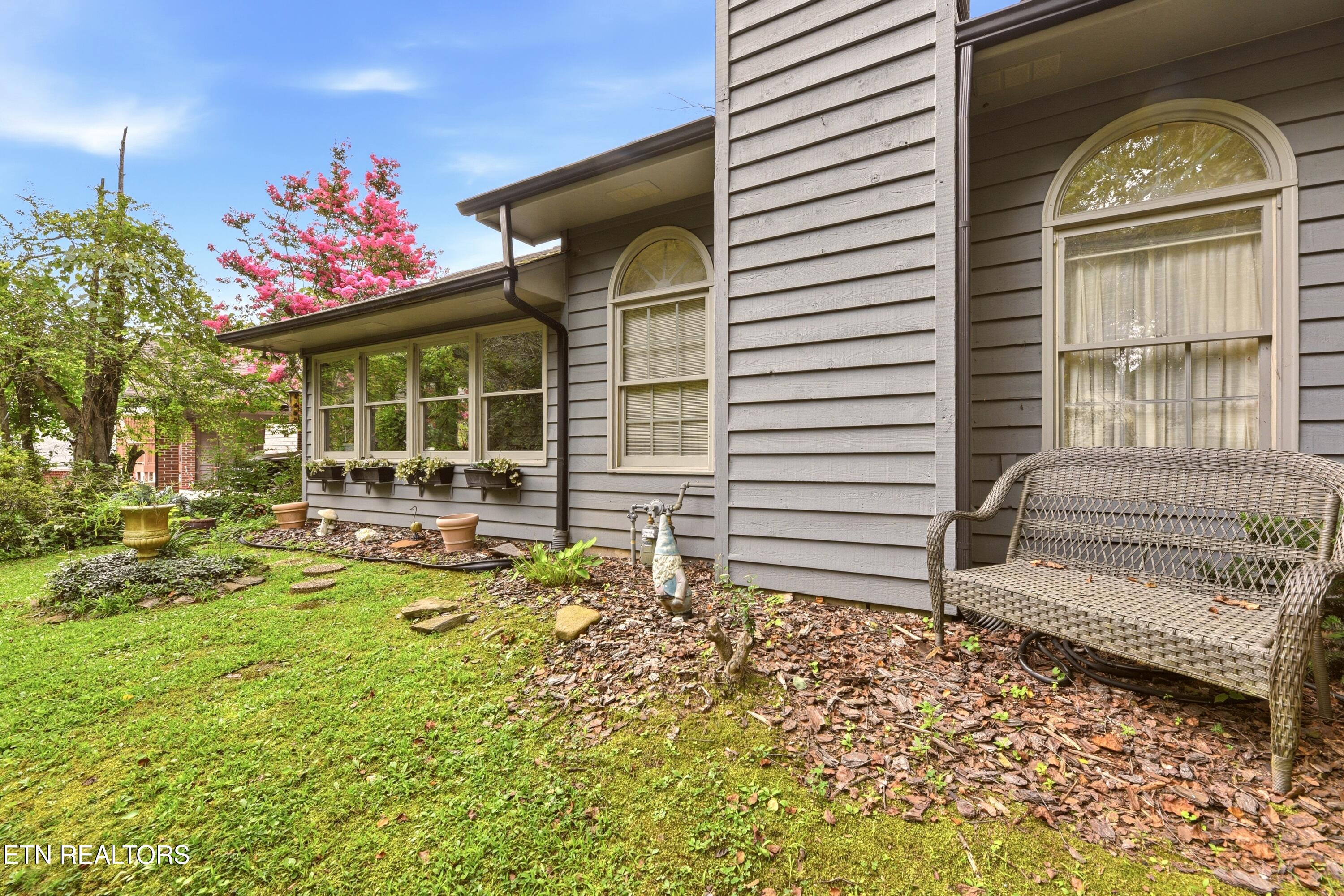21 Belmont Court