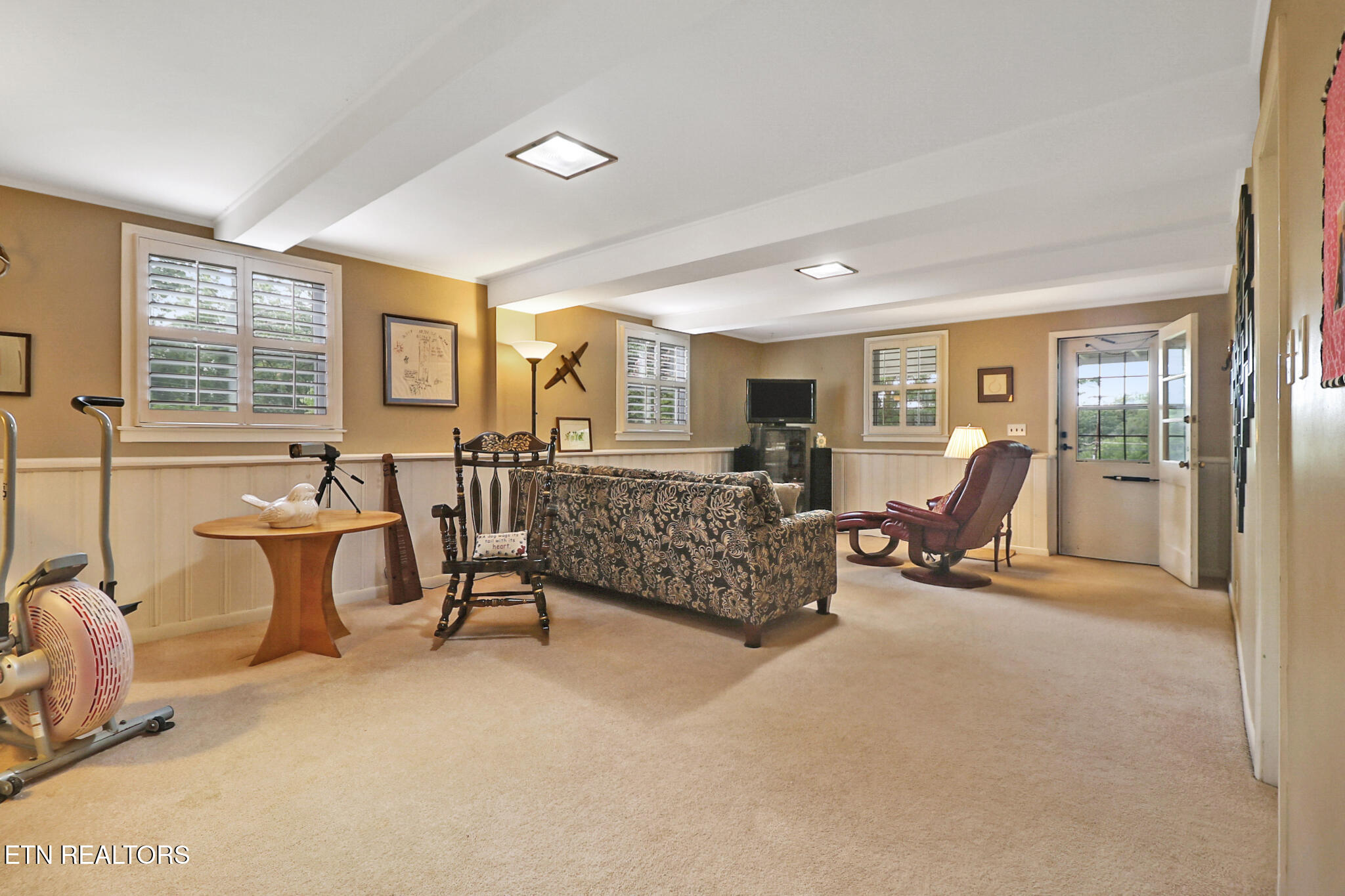 526 Delaware Ave