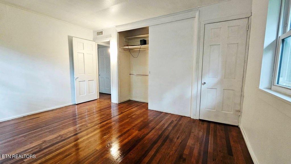 313 W Outer Drive