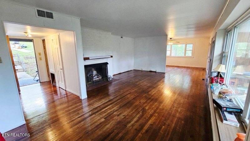 313 W Outer Drive