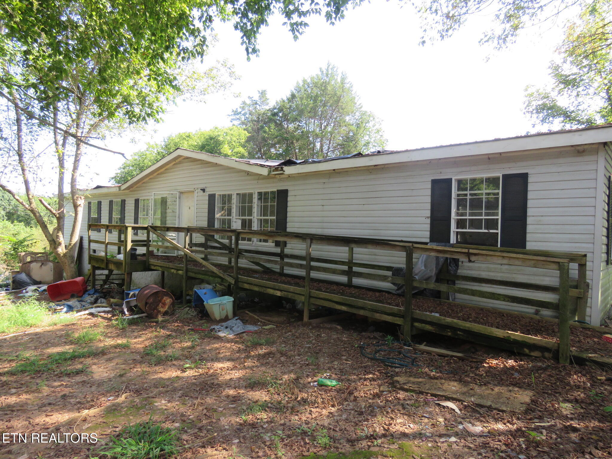 145 Old Sweetwater Rd