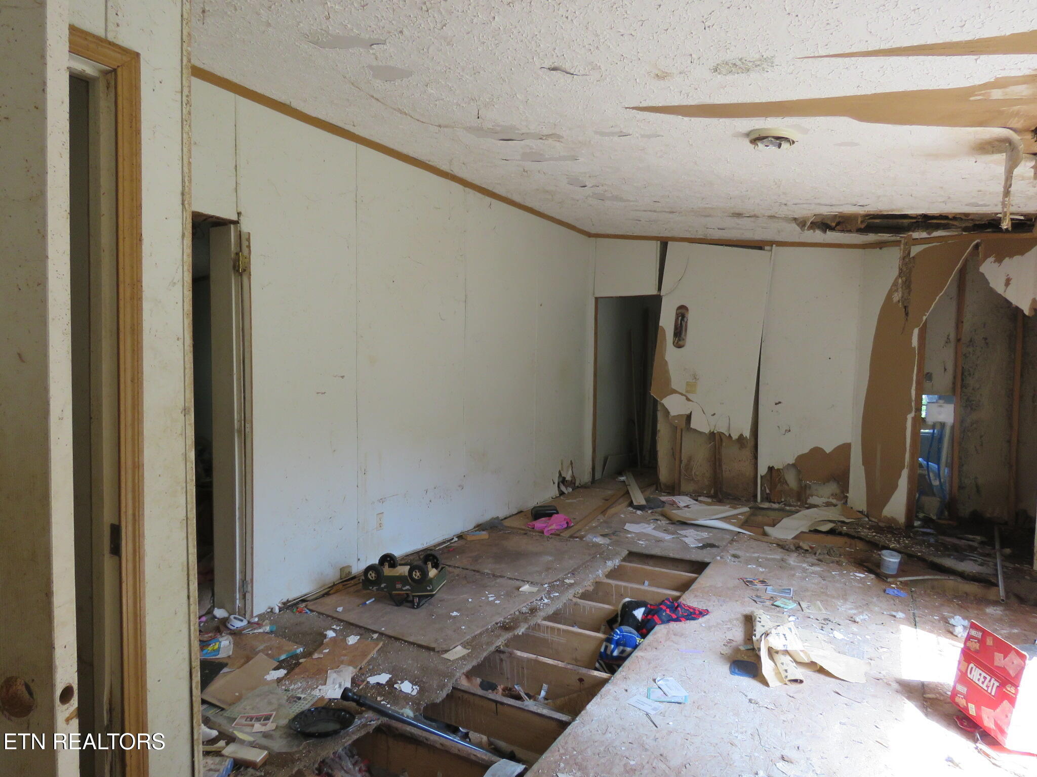 145 Old Sweetwater Rd