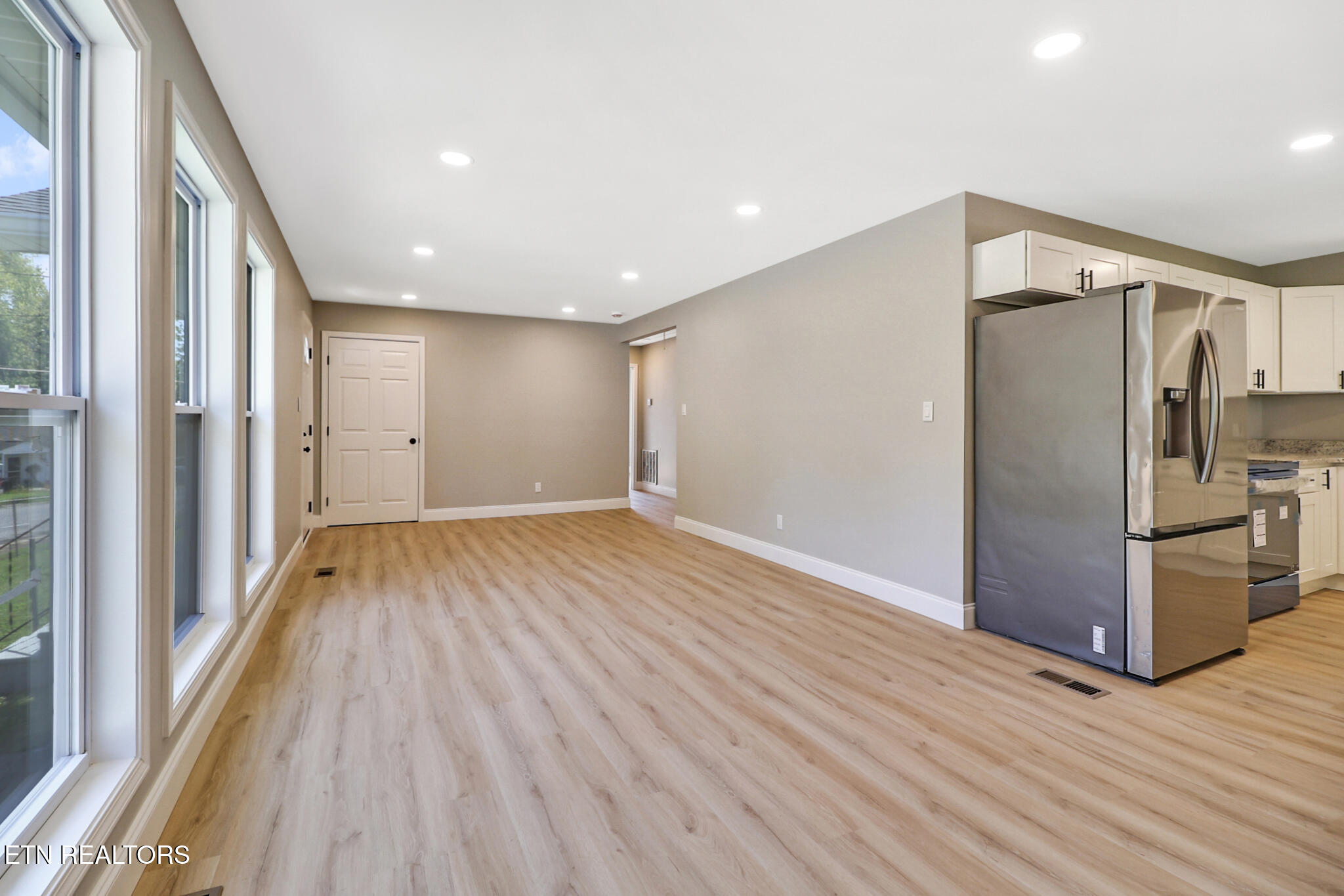147 Athens Rd