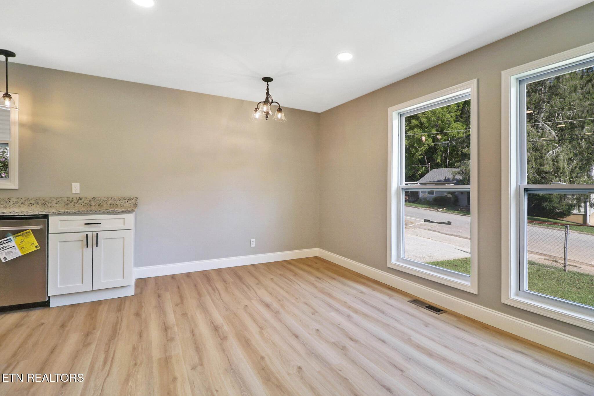 147 Athens Rd