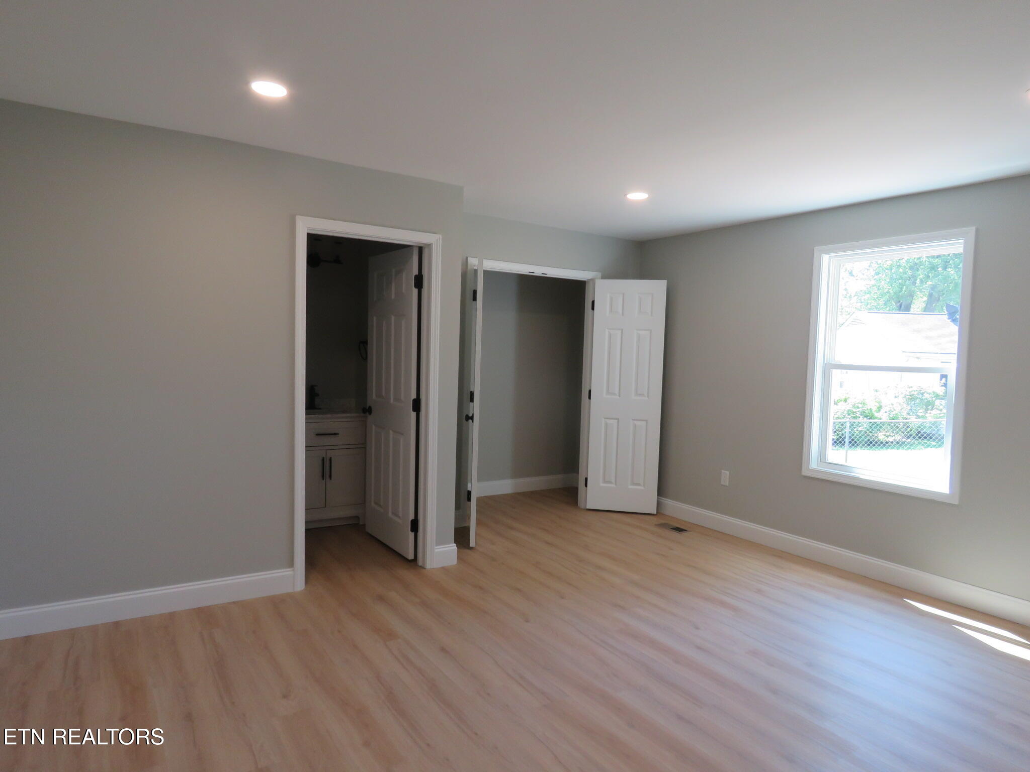 147 Athens Rd