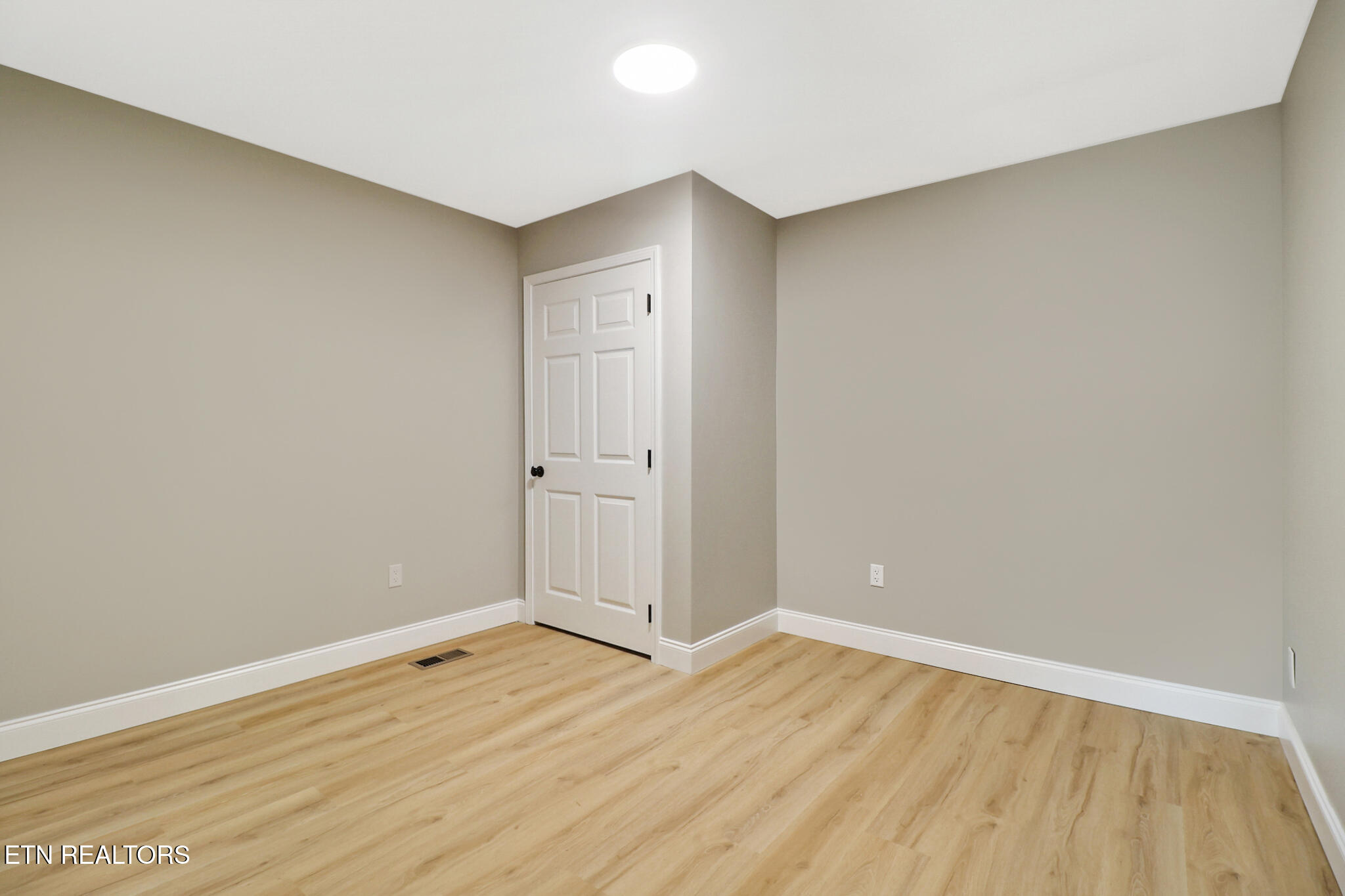147 Athens Rd