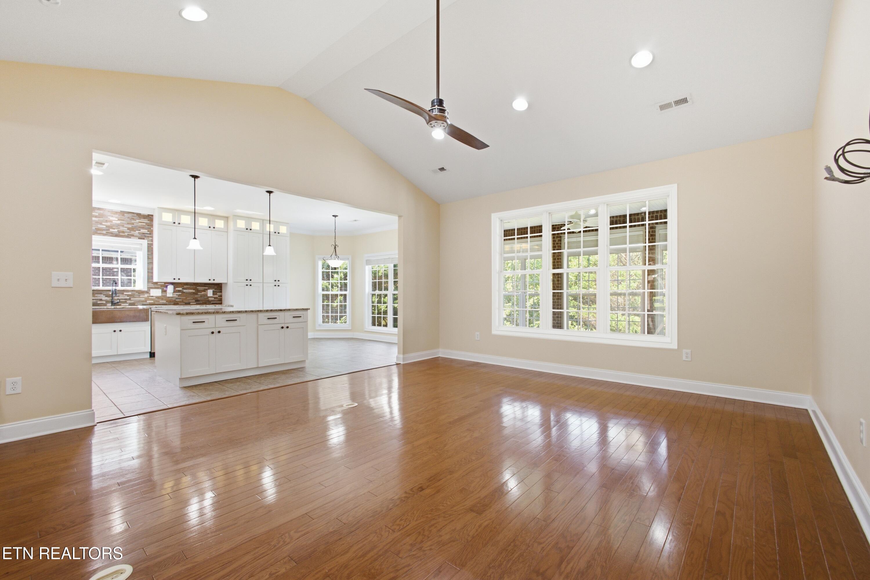 113 Meridian Way