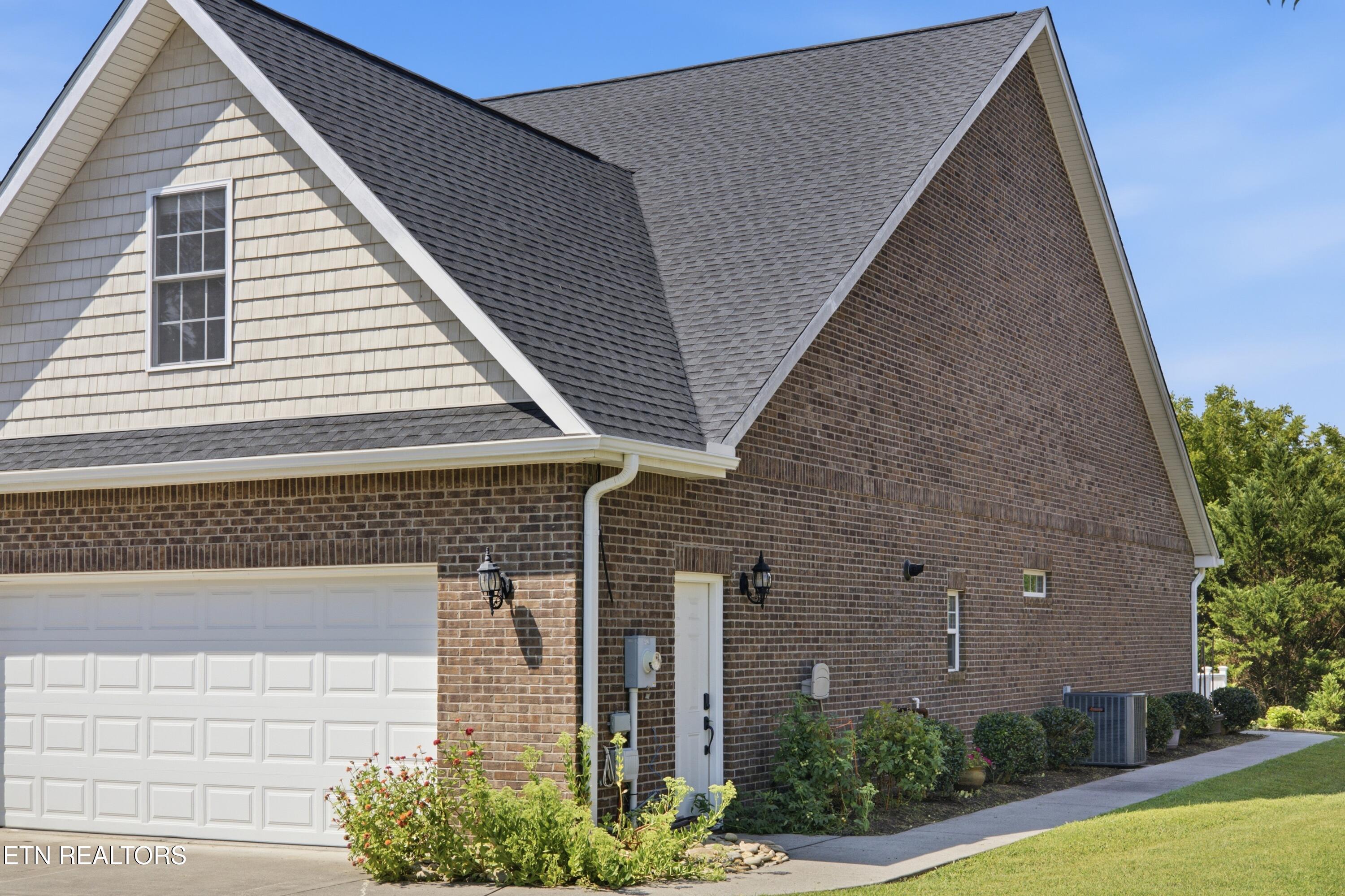 113 Meridian Way